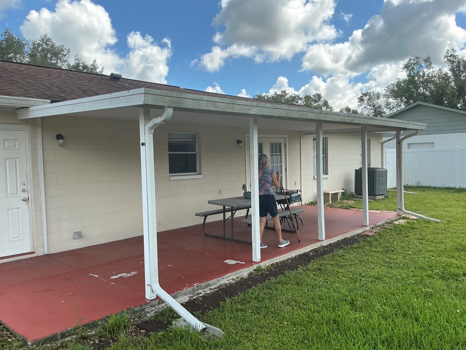 Gutter Cleaning in Brandon FL by Gutter Professors
