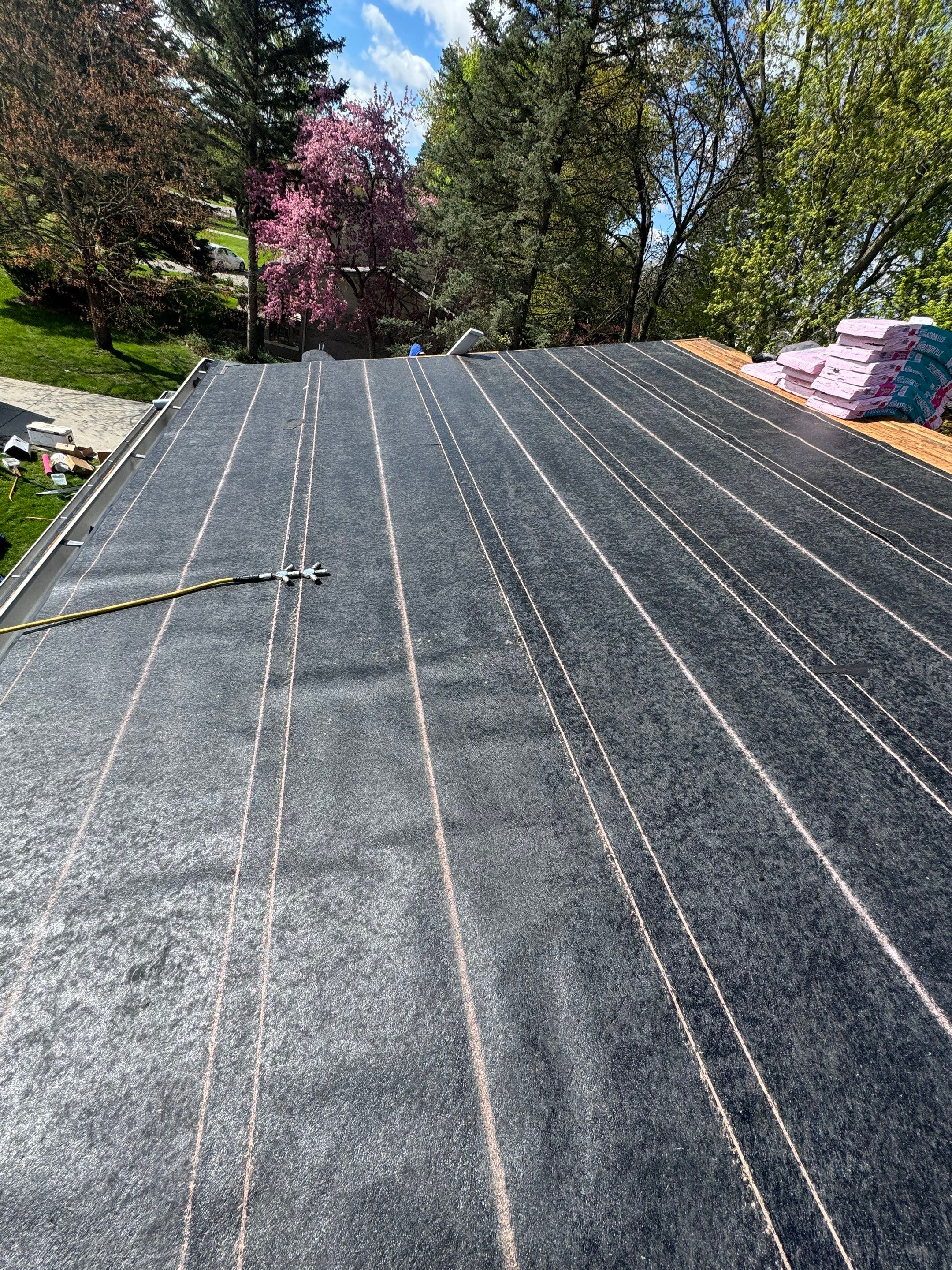 Roof Replacement using Owens Corning Tru Definitions by 180 Contractors