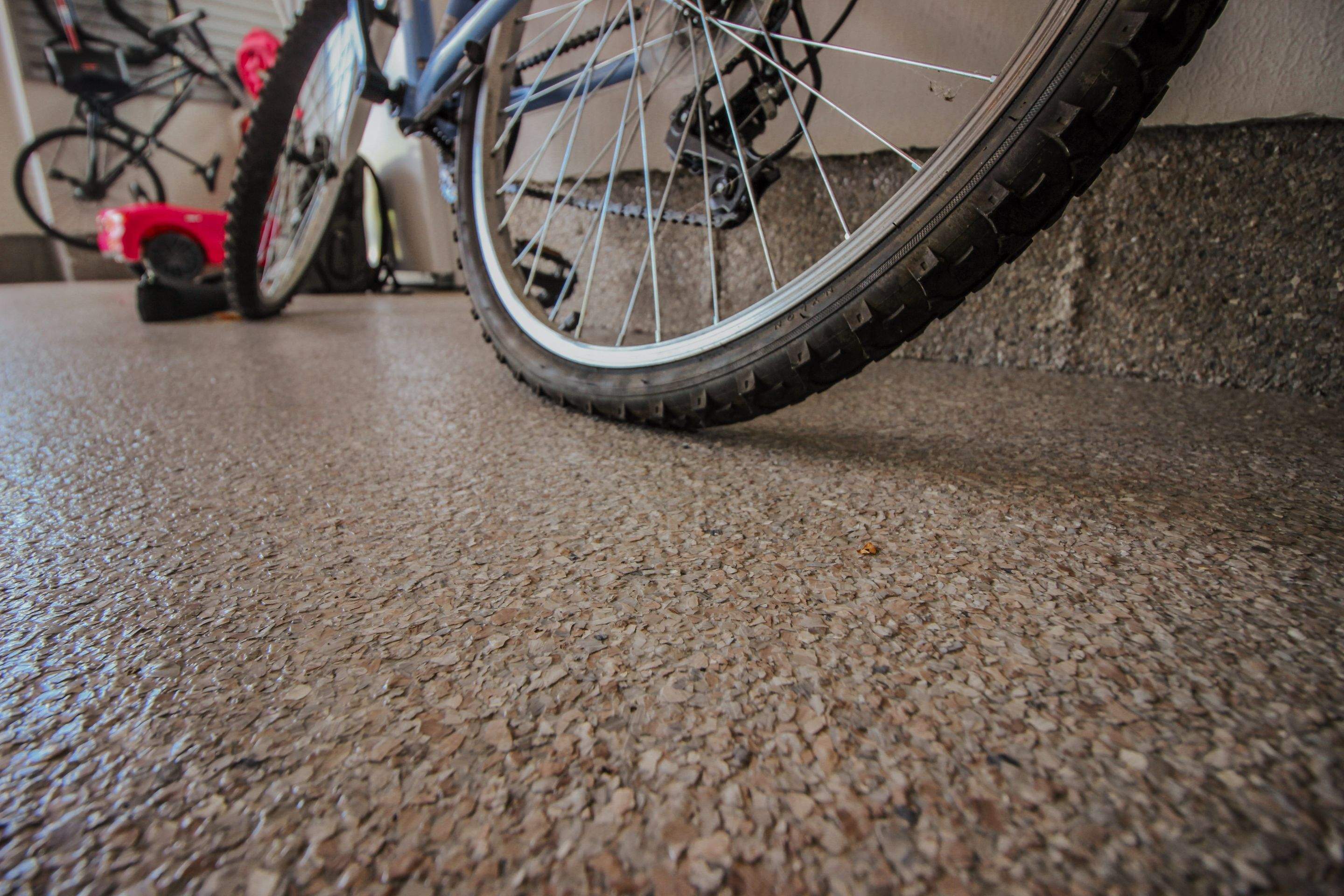 Driveway and Garage Installation using Fieldstone by Your1DayFloor.com