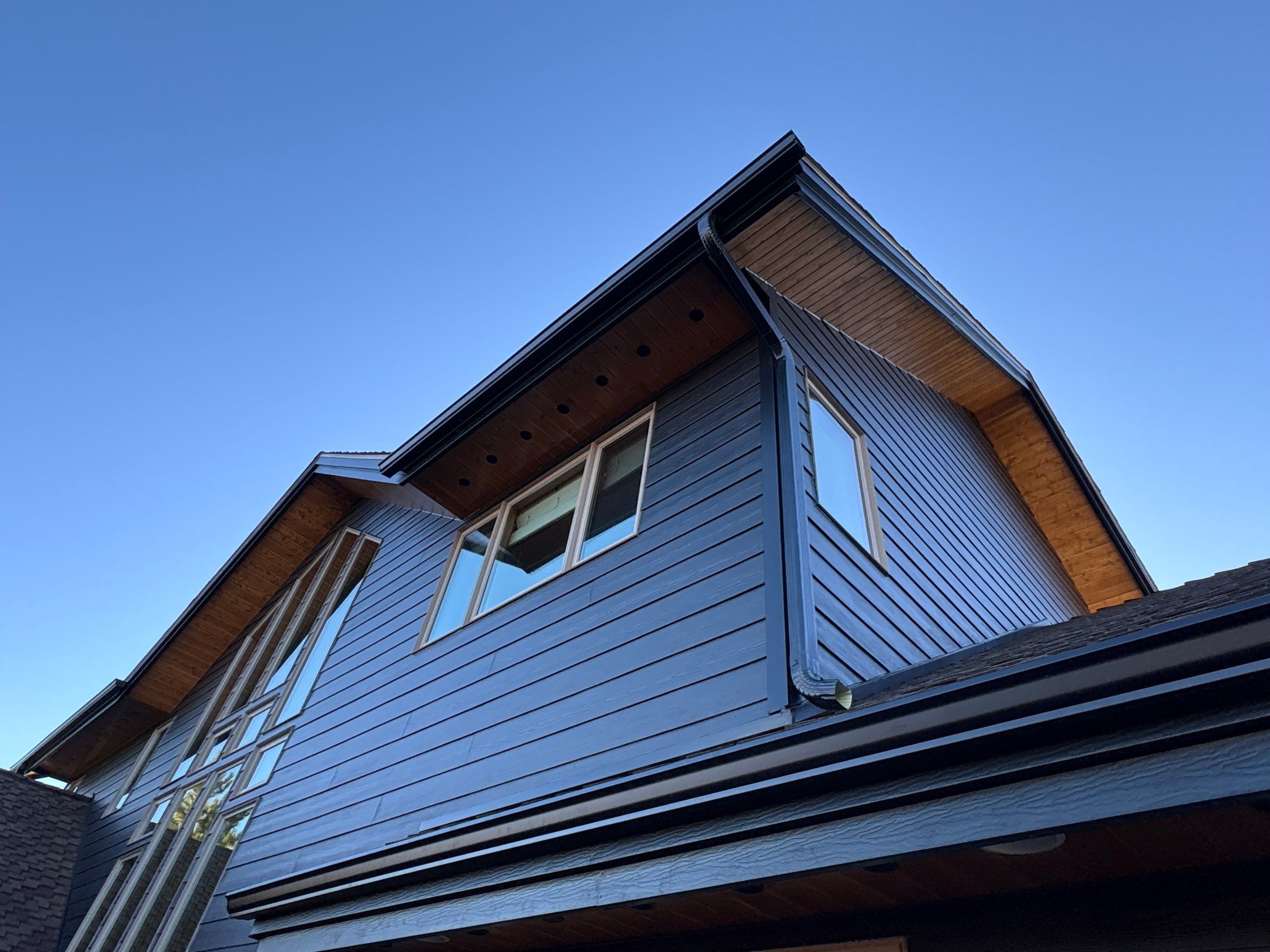 Beautiful Country Home Gets Updates by Superior Siding Inc