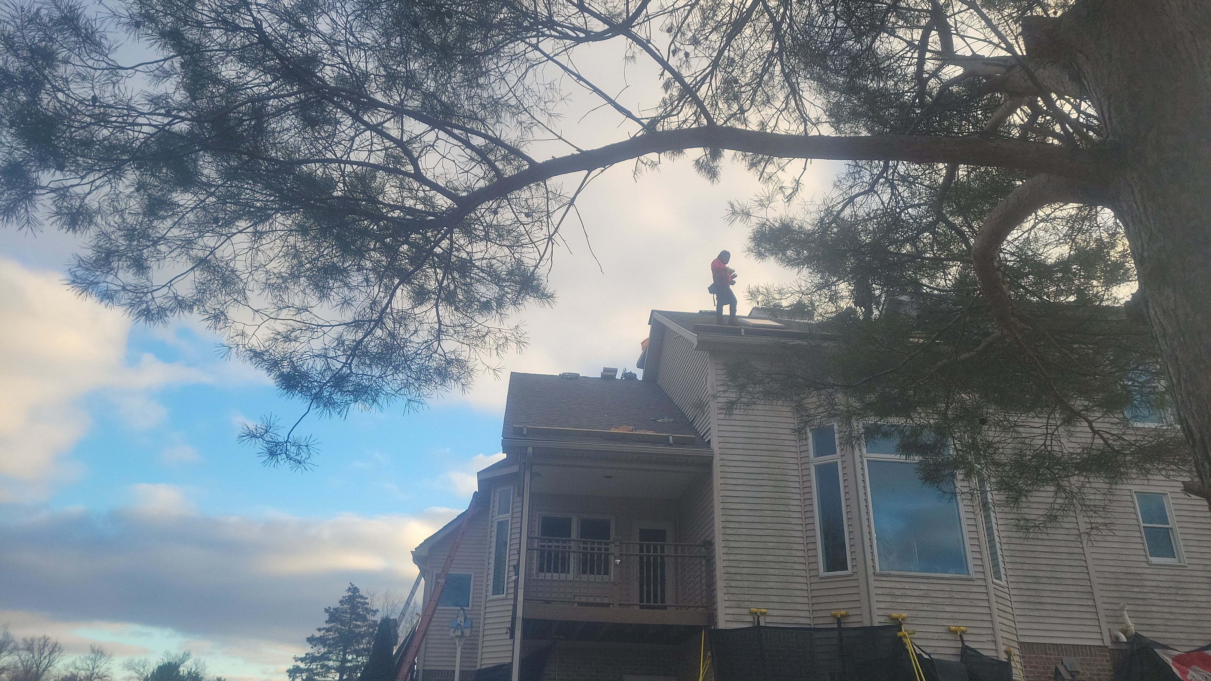 Roof Replacement using CertainTeed Landmark Pro by 180 Contractors