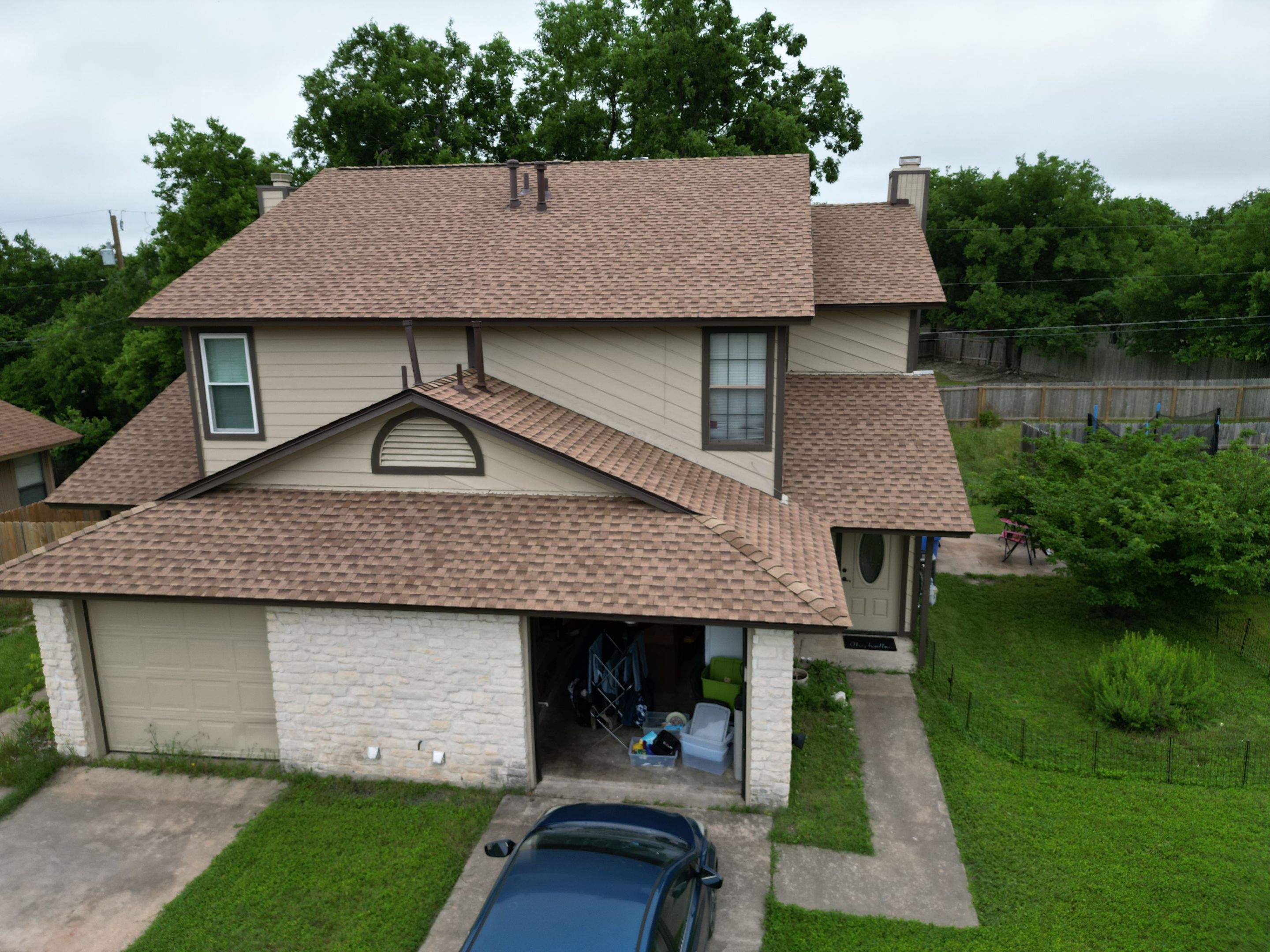 Shakewood - GAF Timberline HDZ by RoofsOnly.com