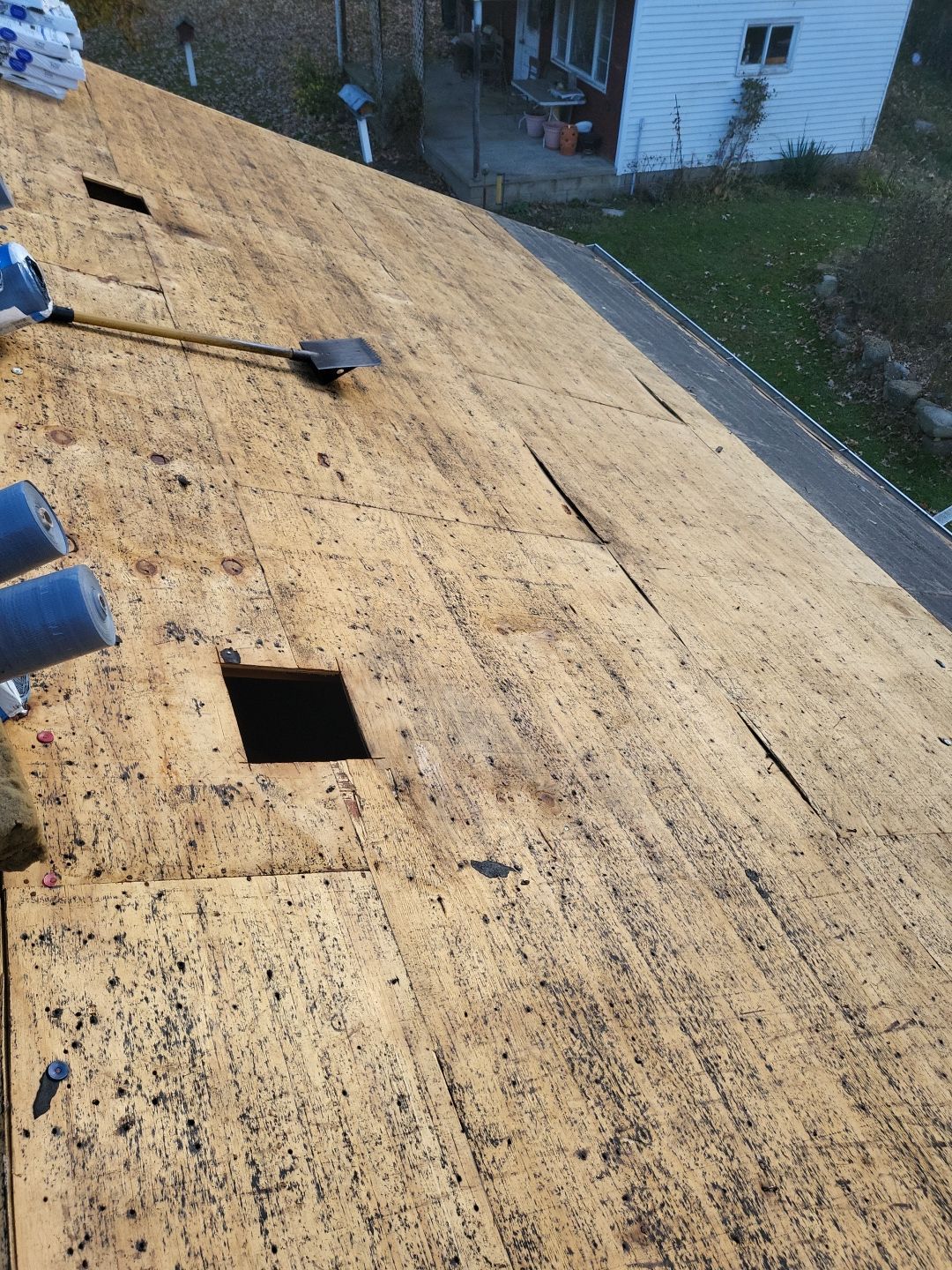 ATLAS PINNACLE COLOR: BLACK SHADOW DRIP EDGE: BLACK by Eagle Eye Roofing