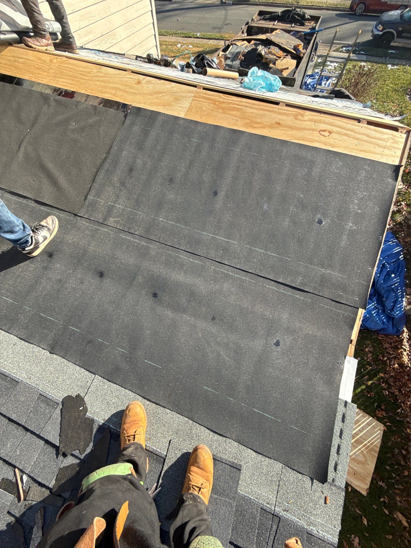 Springfield : Residential Roof Replacement with CertainTeed Landmark Pro in Max Moire Black  by RM Banning, Inc.