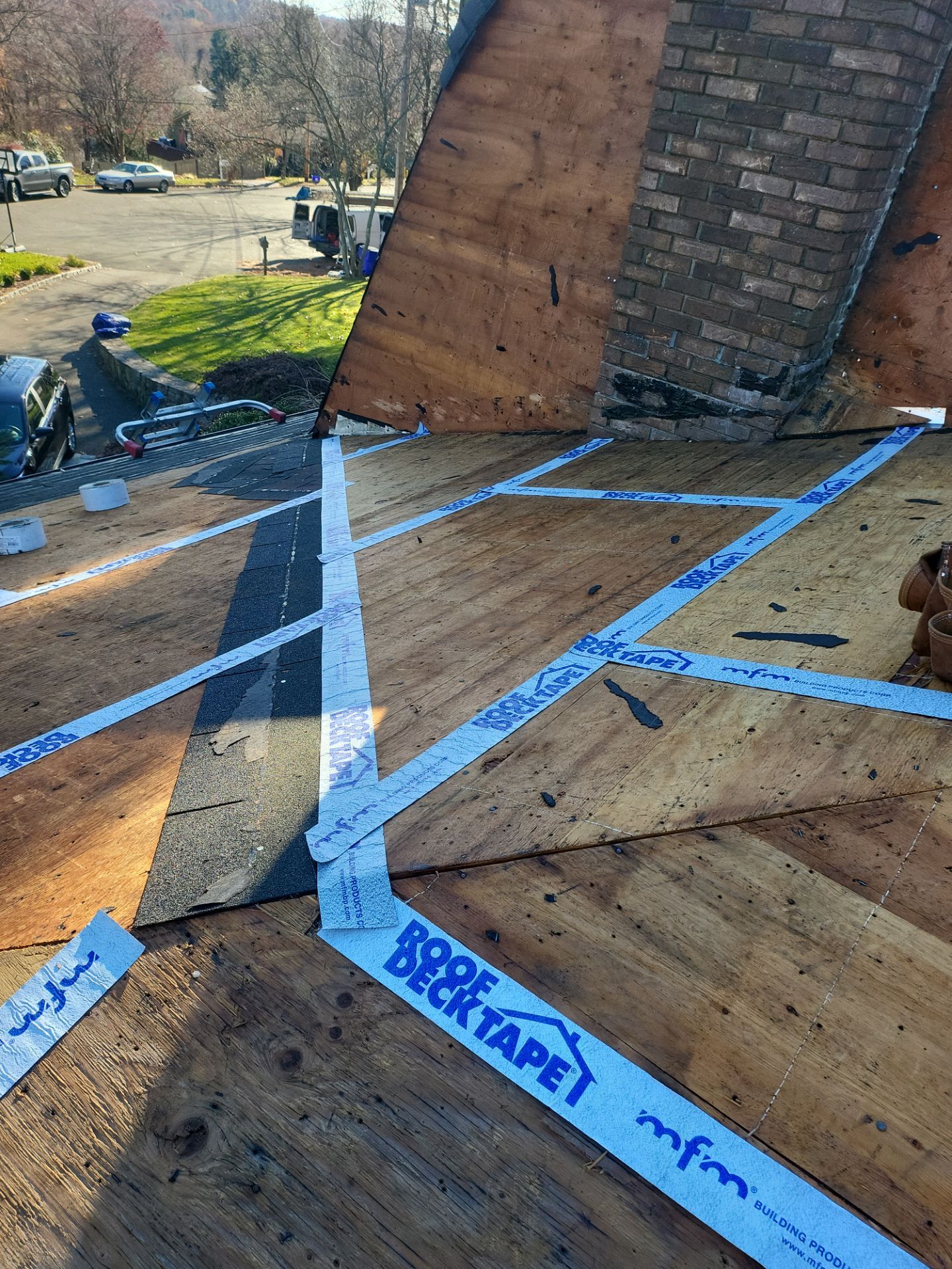 Residential Roofing Installation using Owens Corning TruDefinition Onyx Black by A Plus Exterior