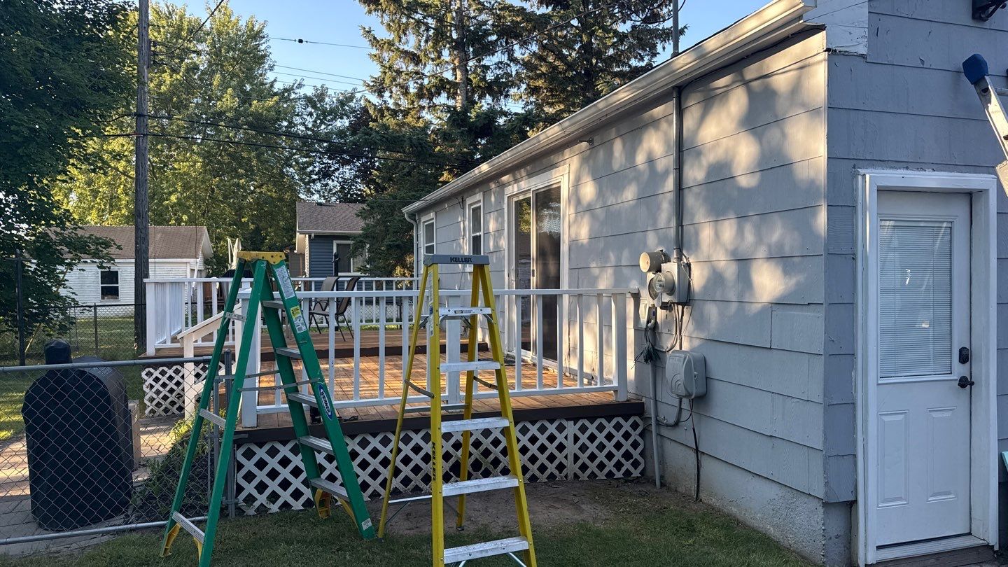Siding Replacement using Alside D5" Platinum Grey by 180 Contractors