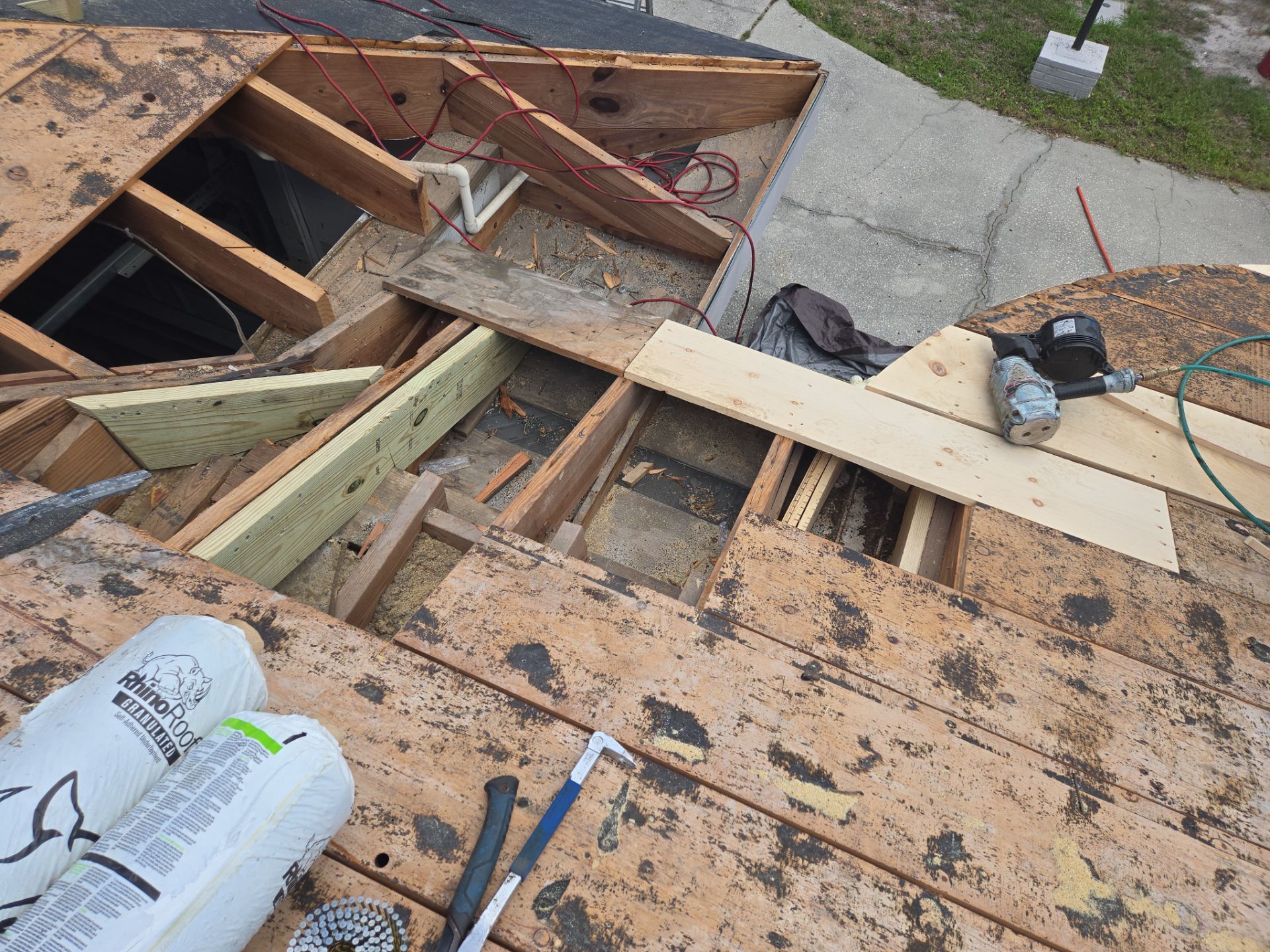 Project in Seminole 33772 by Mitchell Roofing Company LLC