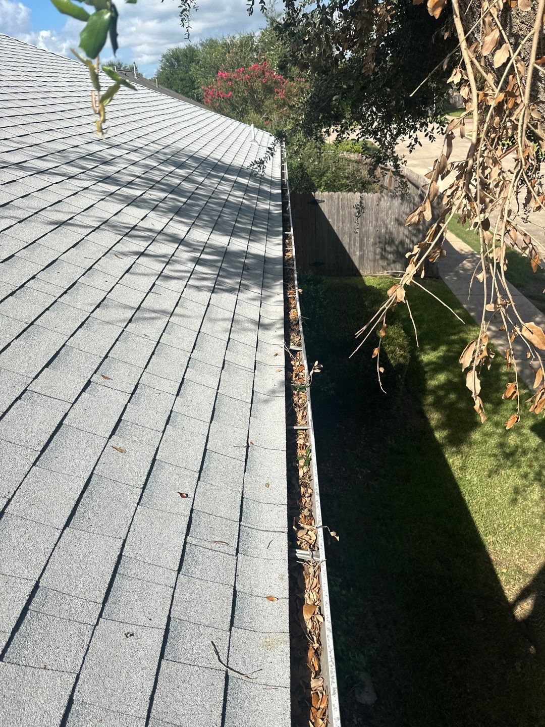 Hail Damage using Owen's Corning Duration (Lifetime) Shingles by Roof Repair Company