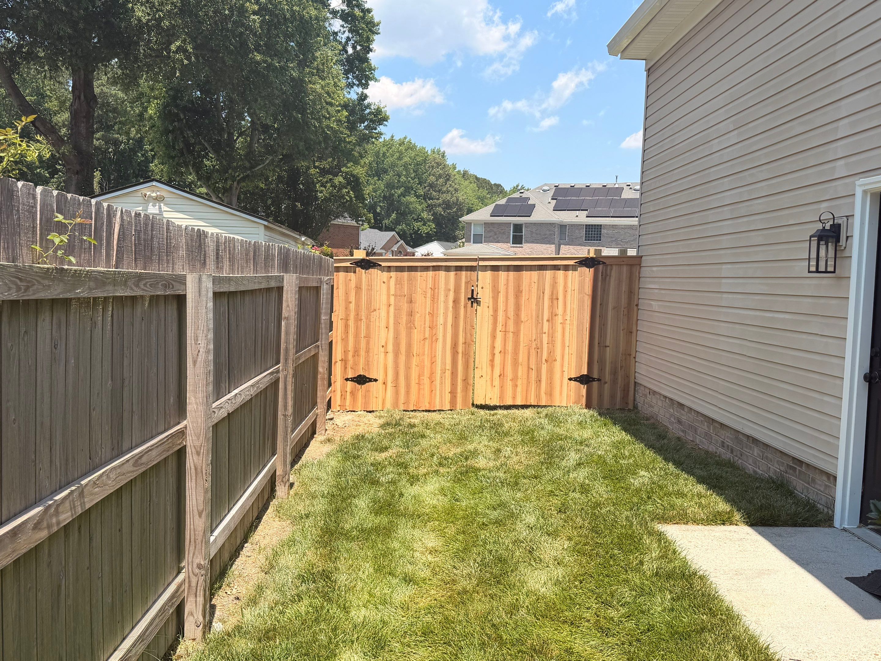Custom Craftsmanship, Freshly Installed. by Tidewater Fence