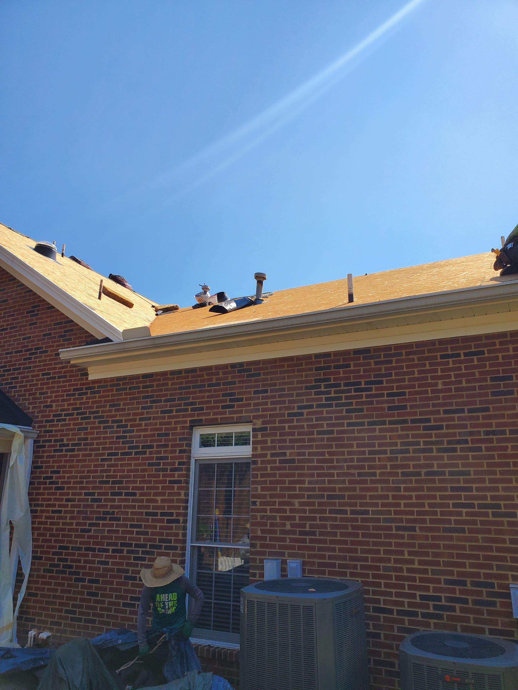 Residential Roofing Installation using Owens Corning® Oakridge Estate Gray by Indigo State Roofing