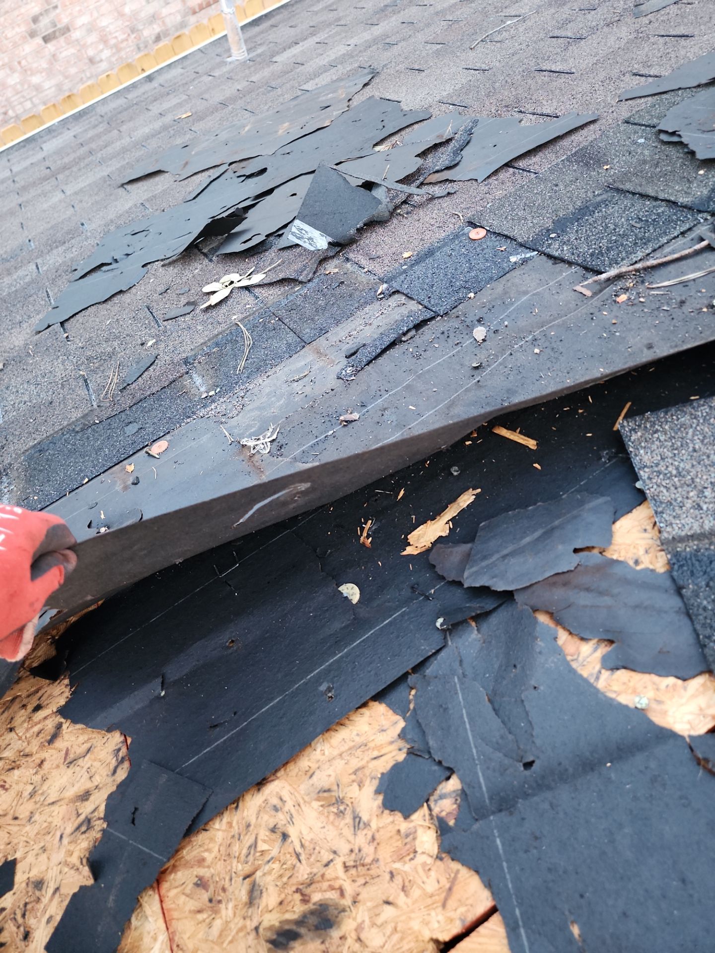 Residential Roofing Installation using Owen's Corning Duration (Lifetime) Shingles by Roof Repair Company