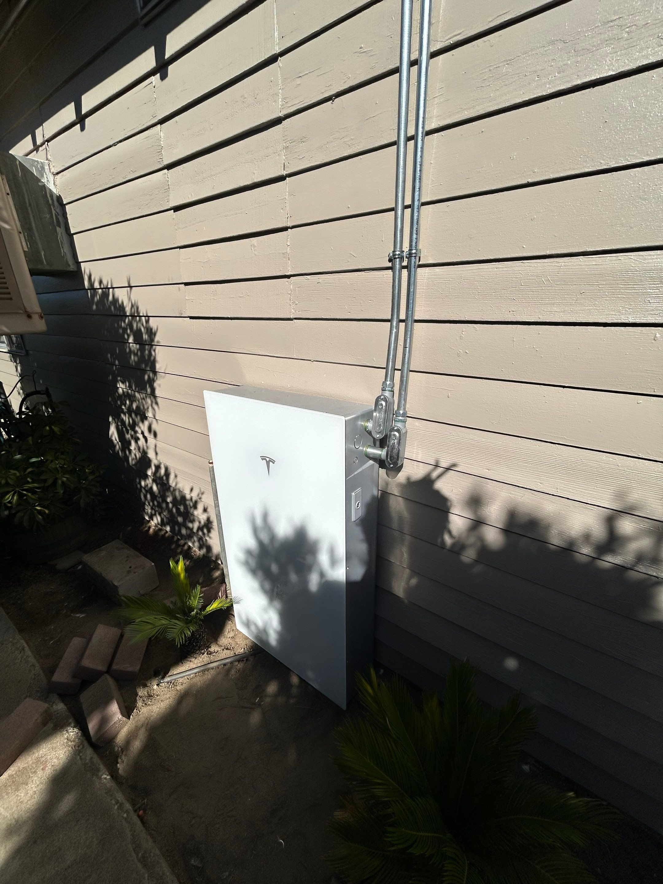 210 E Moneta Ave by Solar Discovery