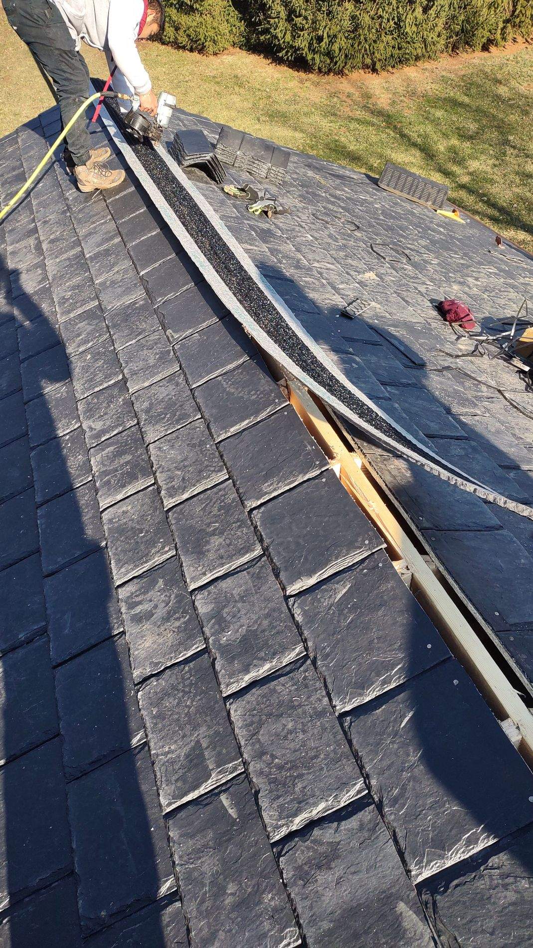 DaVinci Artificial Slate by Roof Right Inc