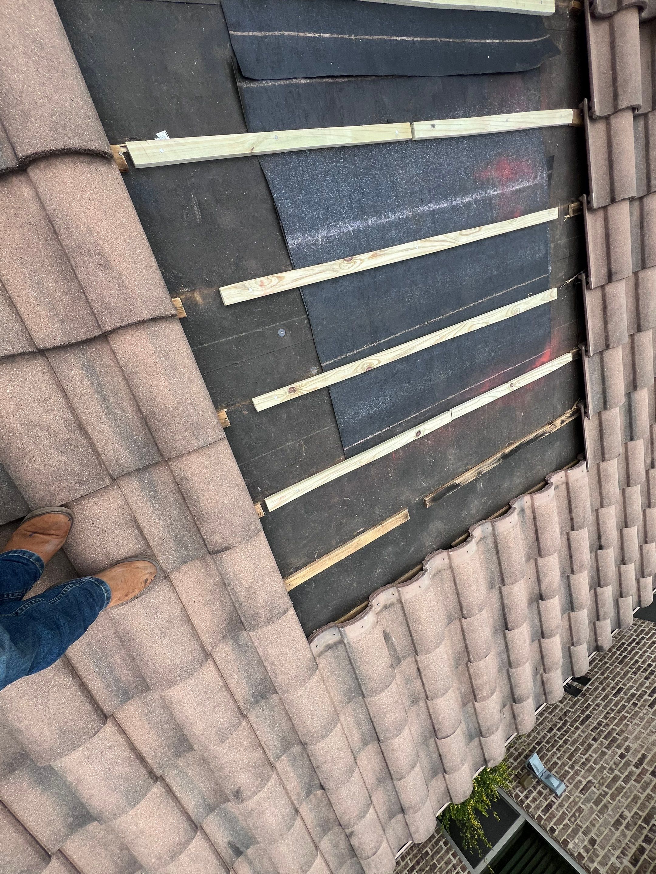 Tile Roof Repair by Roof Repair Company