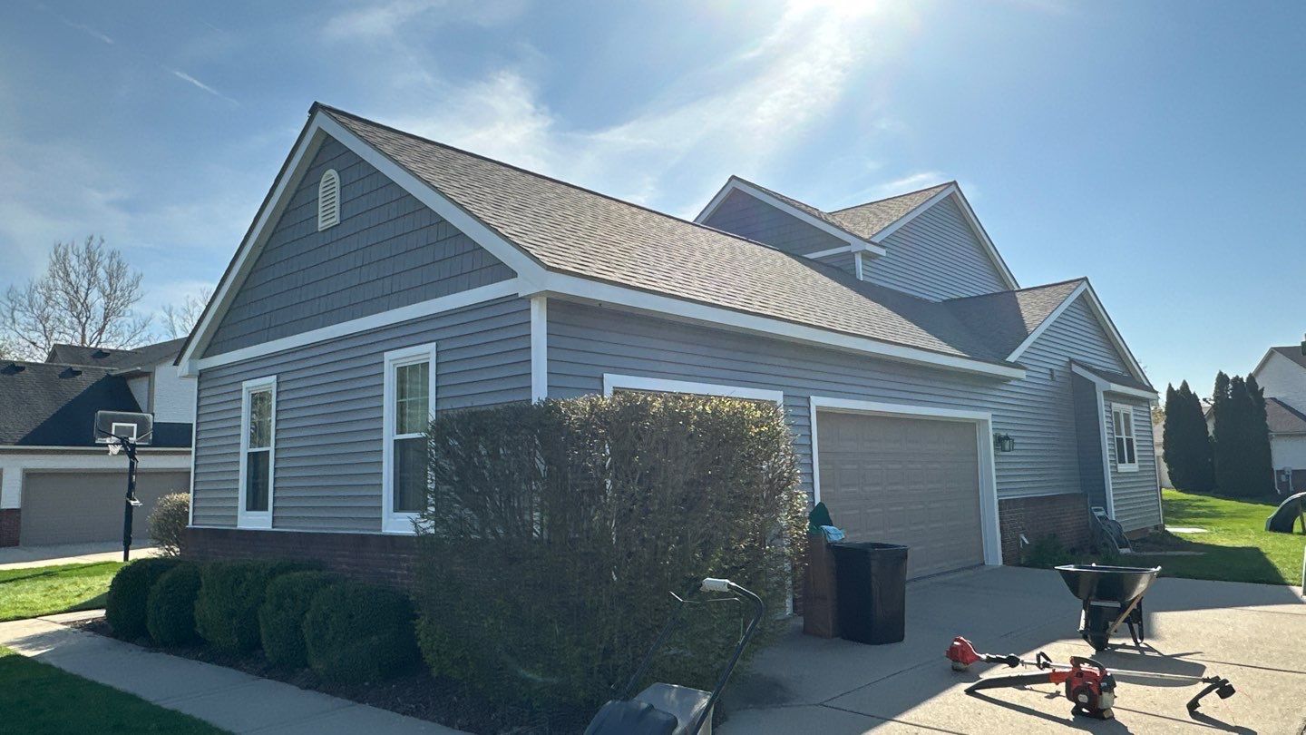 Siding Replacement using Certainteed Classic Restoration D4 by 180 Contractors