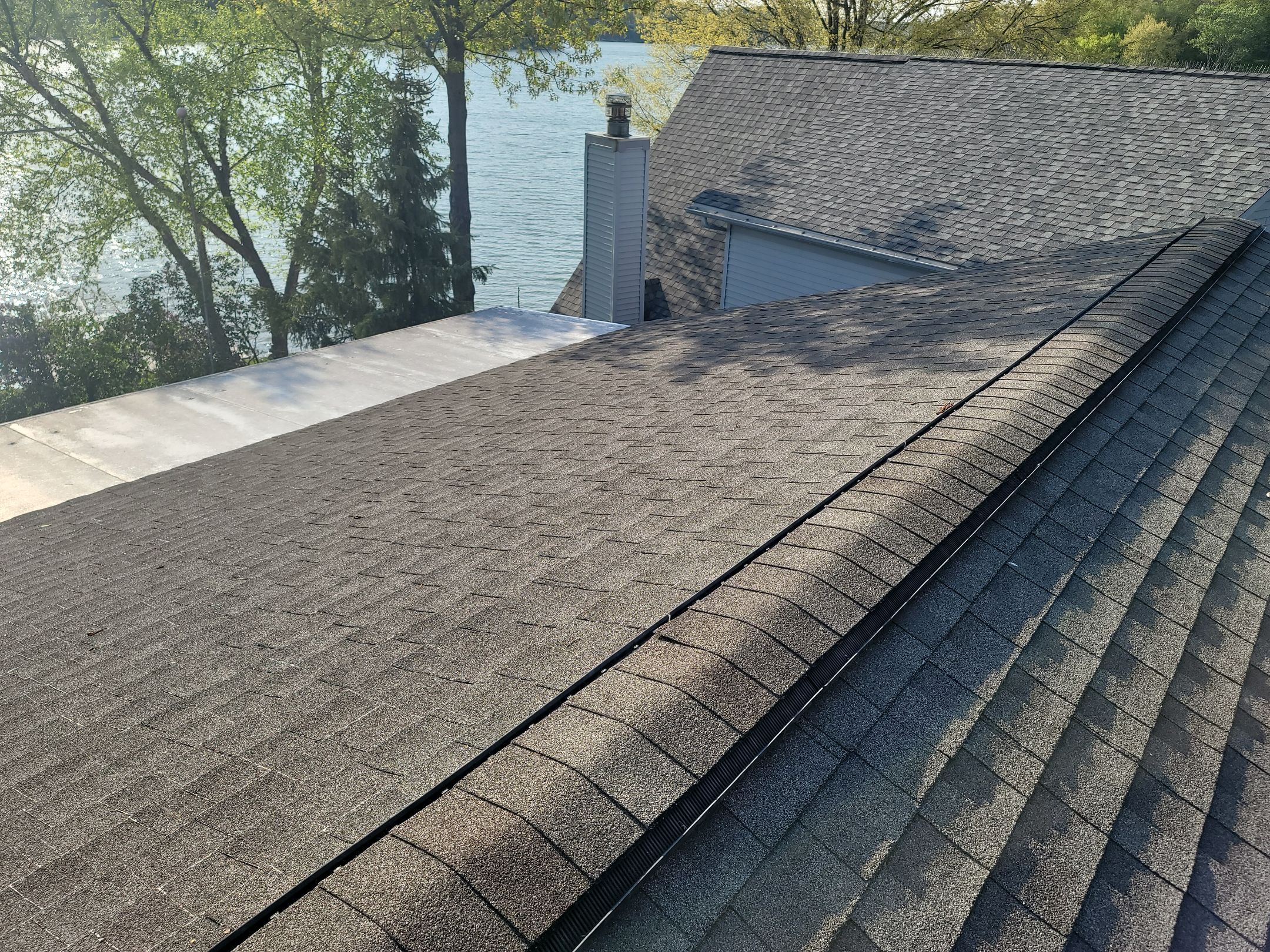 ATLAS PINNACLE HP W/SCOTCHGARD COLOR: WEATHERED WOOD by Eagle Eye Roofing