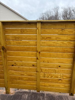 Wood Fence using Wood Sealant