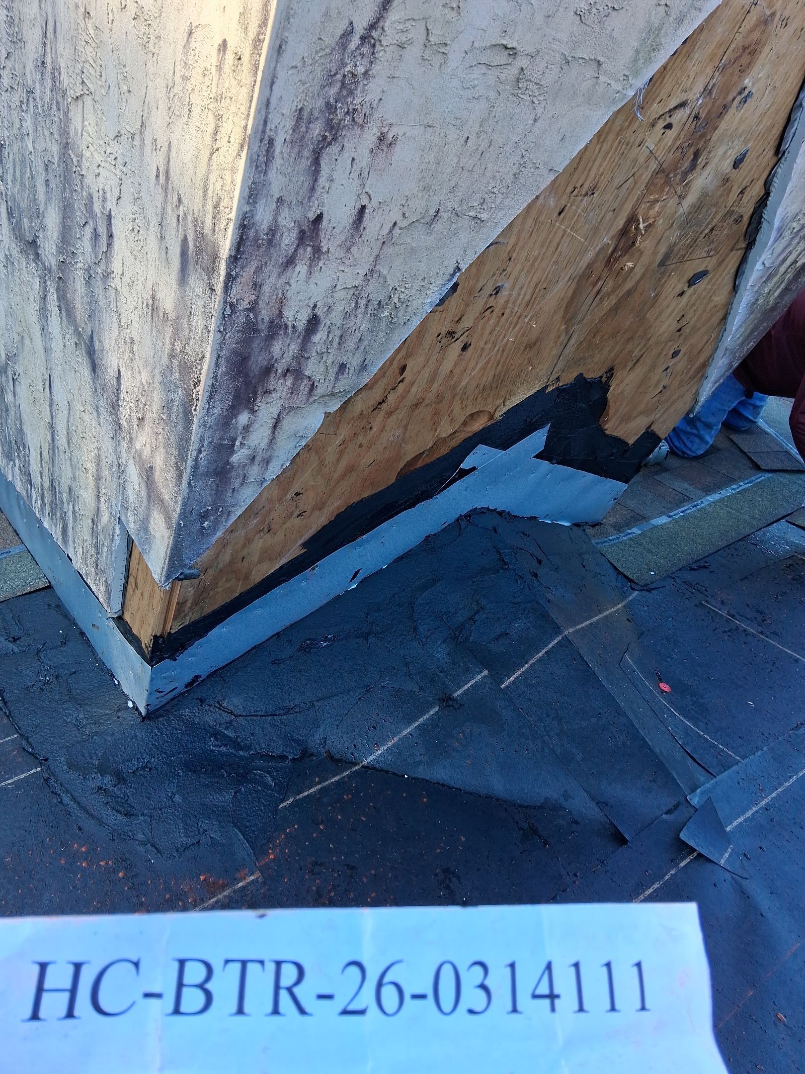 Roof Replacement in Valrico, FL by Shingle Masters Roofing