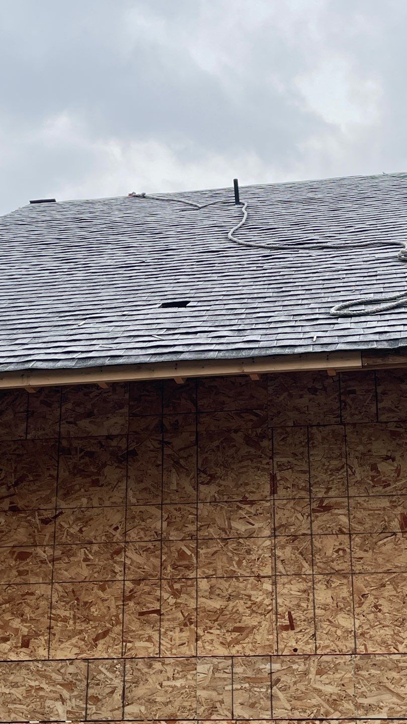 Residential Roofing Installation using OC Oakridge shingles by Top Notch Roofing Inc