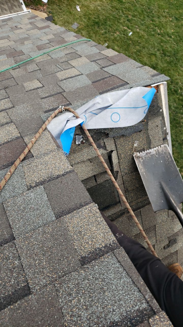 Fairfax Station: CertainTeed Landmark Pro Designer Shingles in Max Def Weathered Wood by RM Banning, Inc.