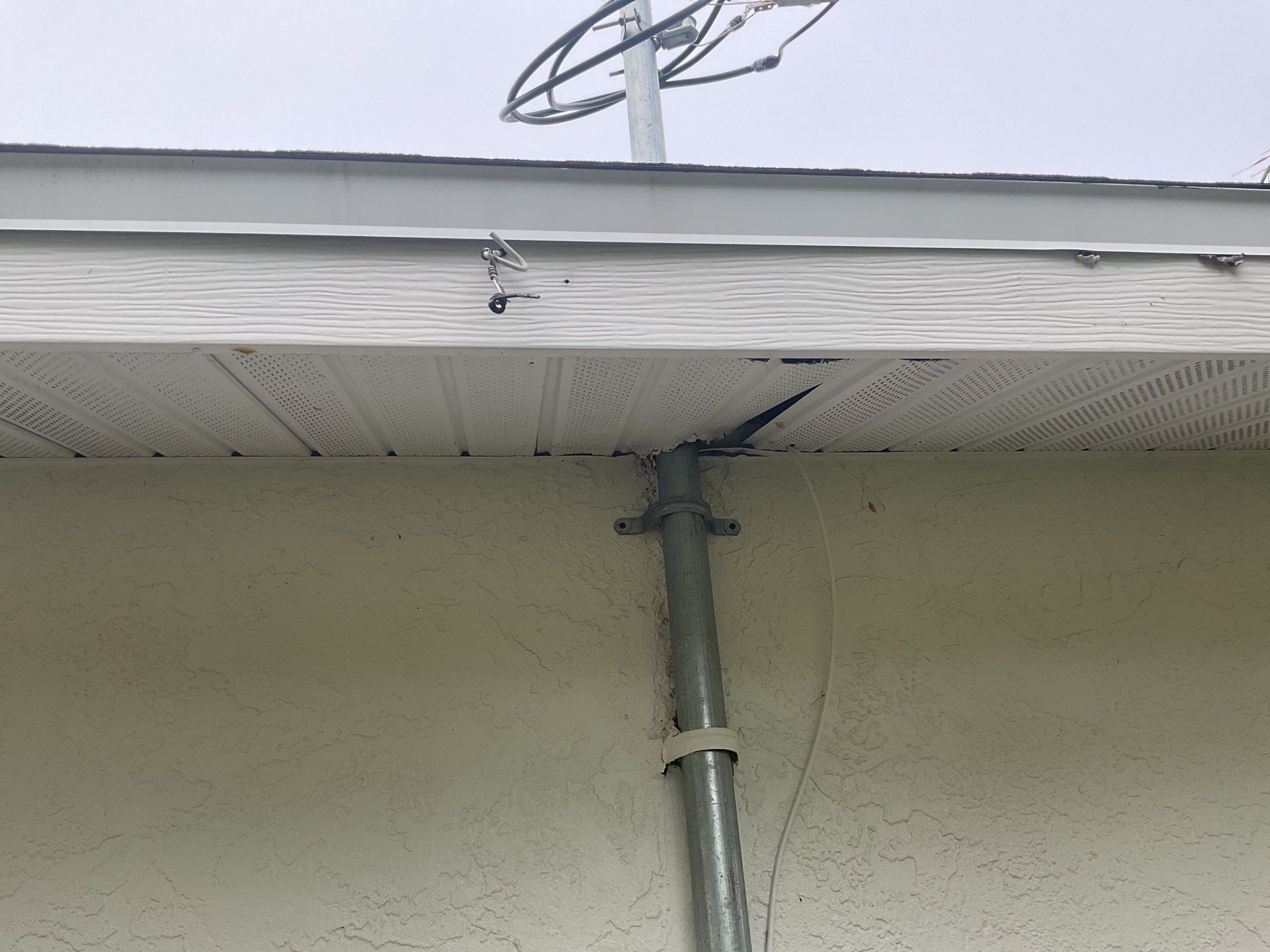 Soffit and Fascia Installation in Cape Coral FL by Gutter Professors
