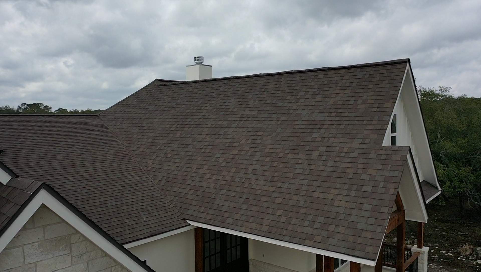 New Home Construction using Owens Corning 30 year Architectural Shingles by Premier Roofing and Contracting