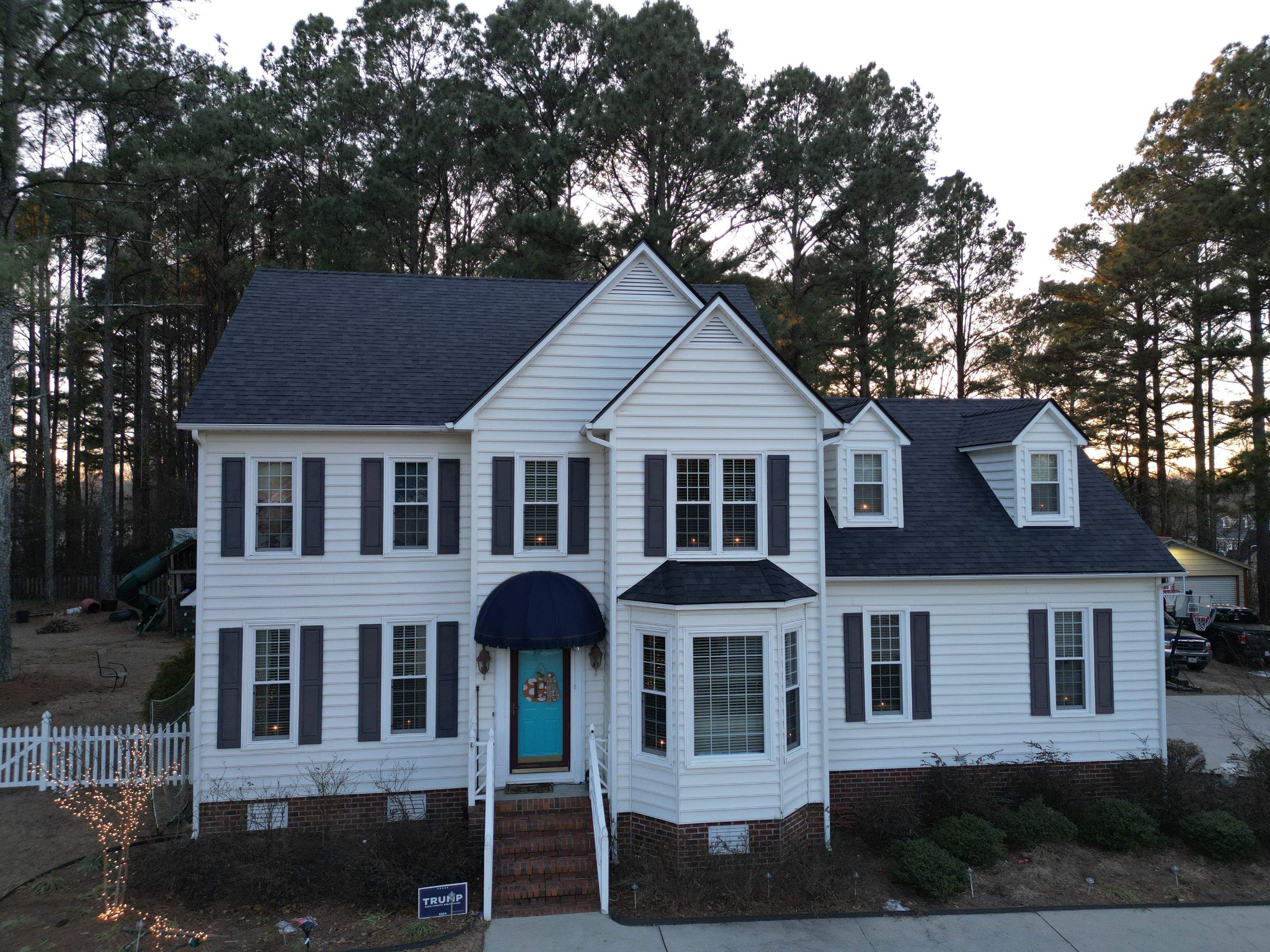 Onyx Black Roof Replacement in Kinston, NC – Owens Corning Duration Upgrade by Ironclad Roofing