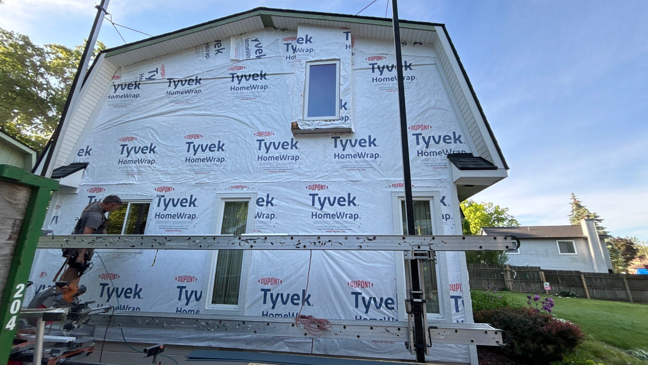 Siding Replacement using Hardie Plank S8 1/4" by 180 Contractors