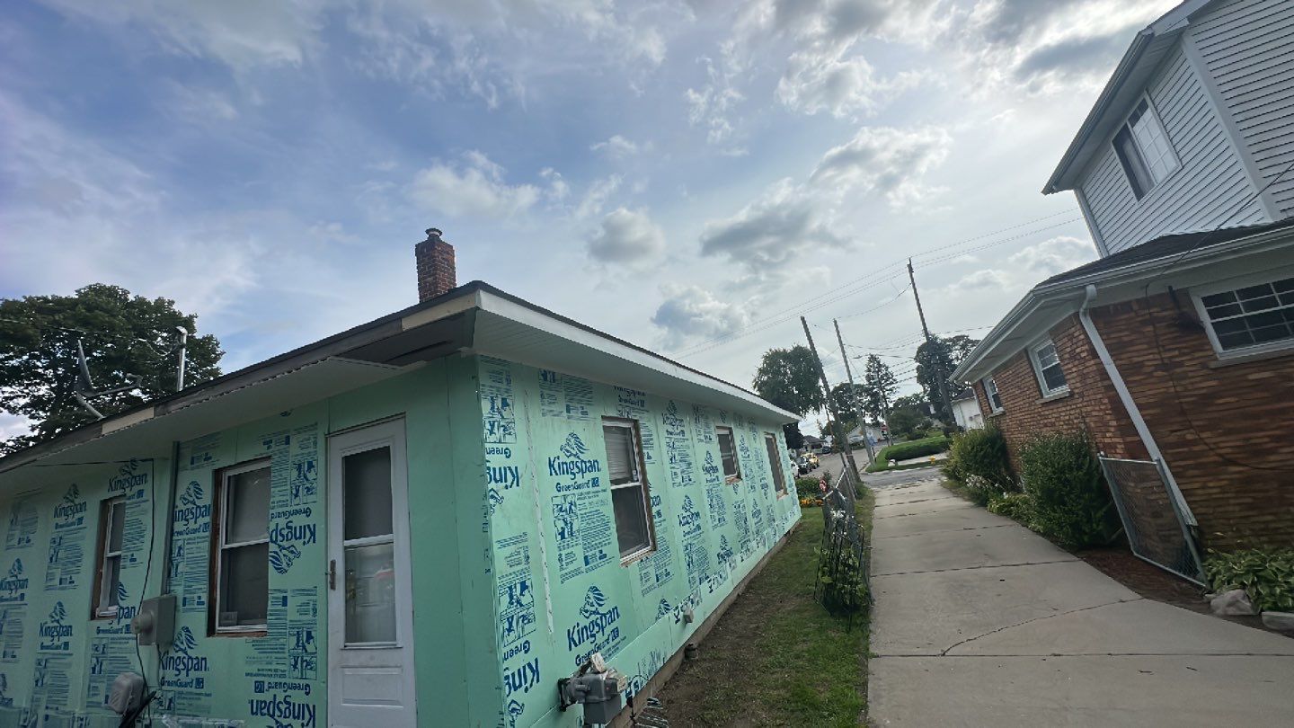 Siding Replacement using CertainTeed Restoration Classis D4 by 180 Contractors