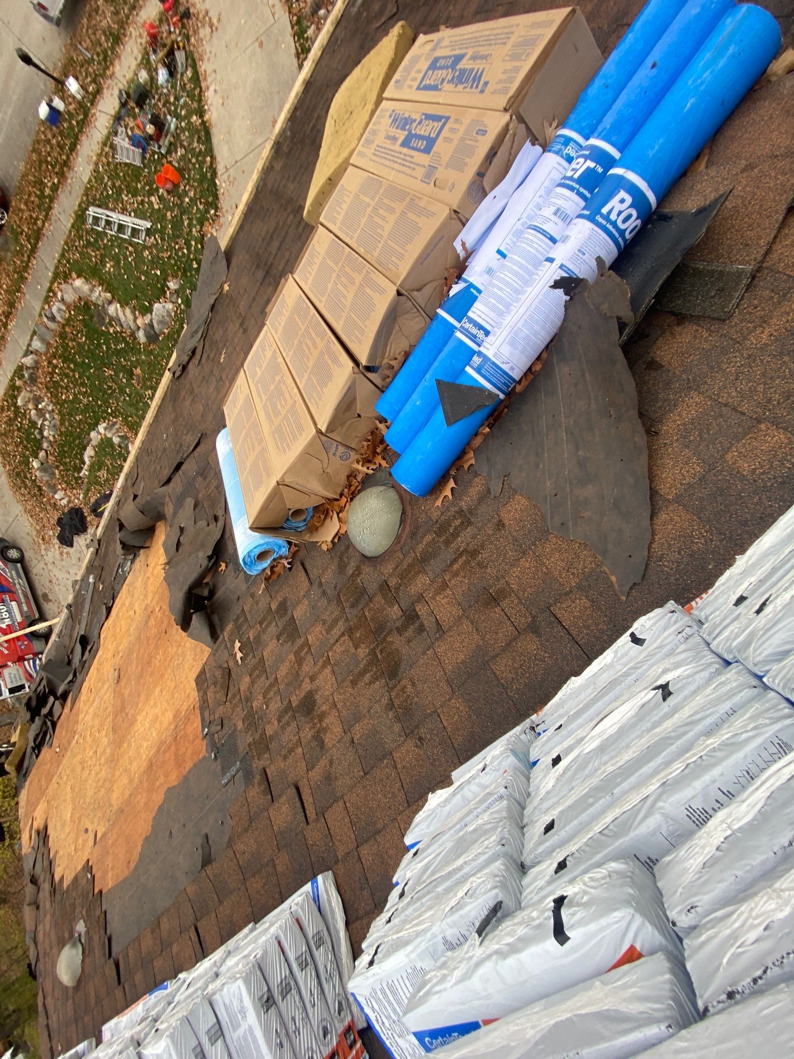 Roof Replacement using CertainTeed Northgate by 180 Contractors