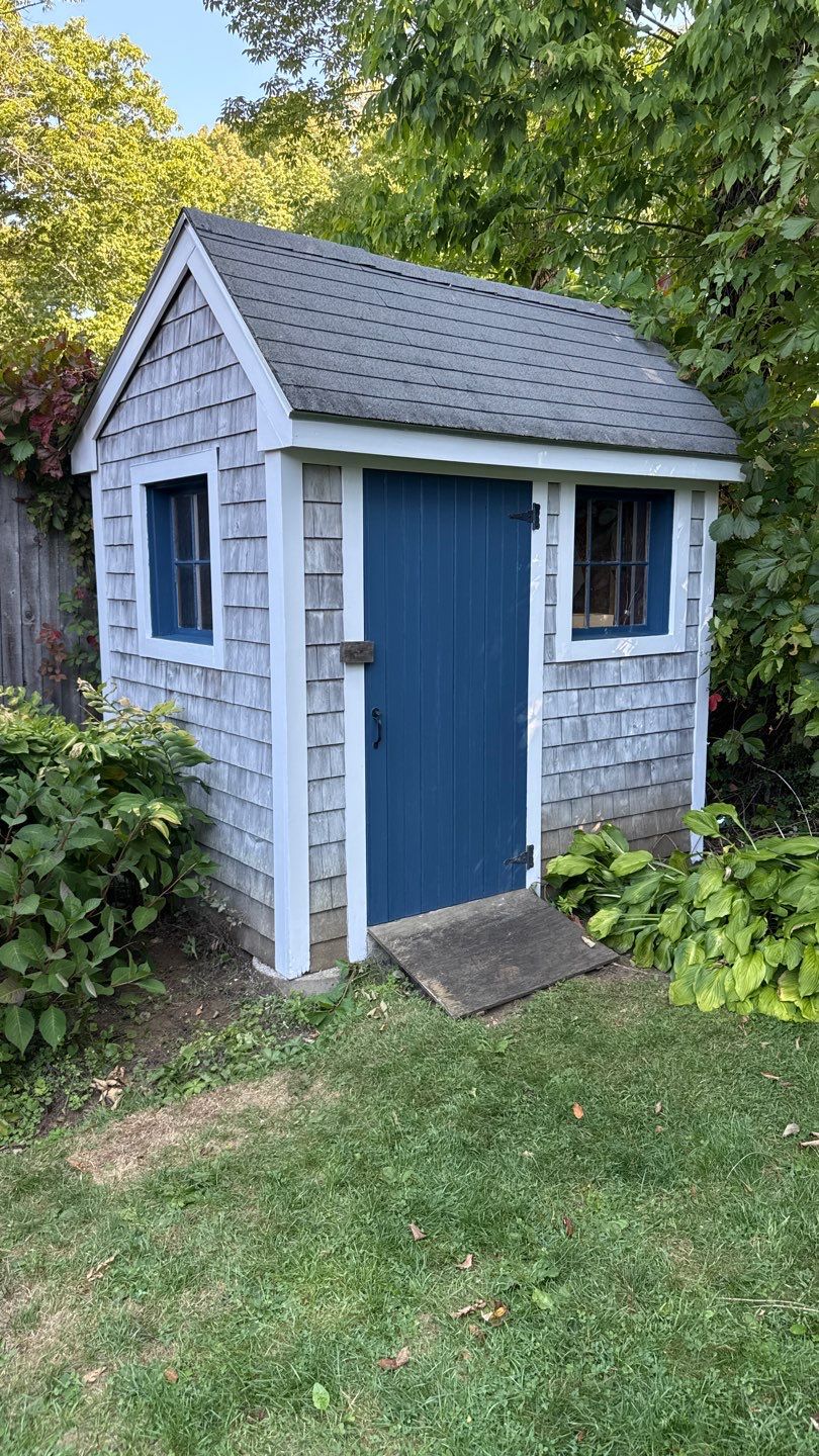 Project in Rockport by NORTH ATLANTIC PAINTING COMPANY 
