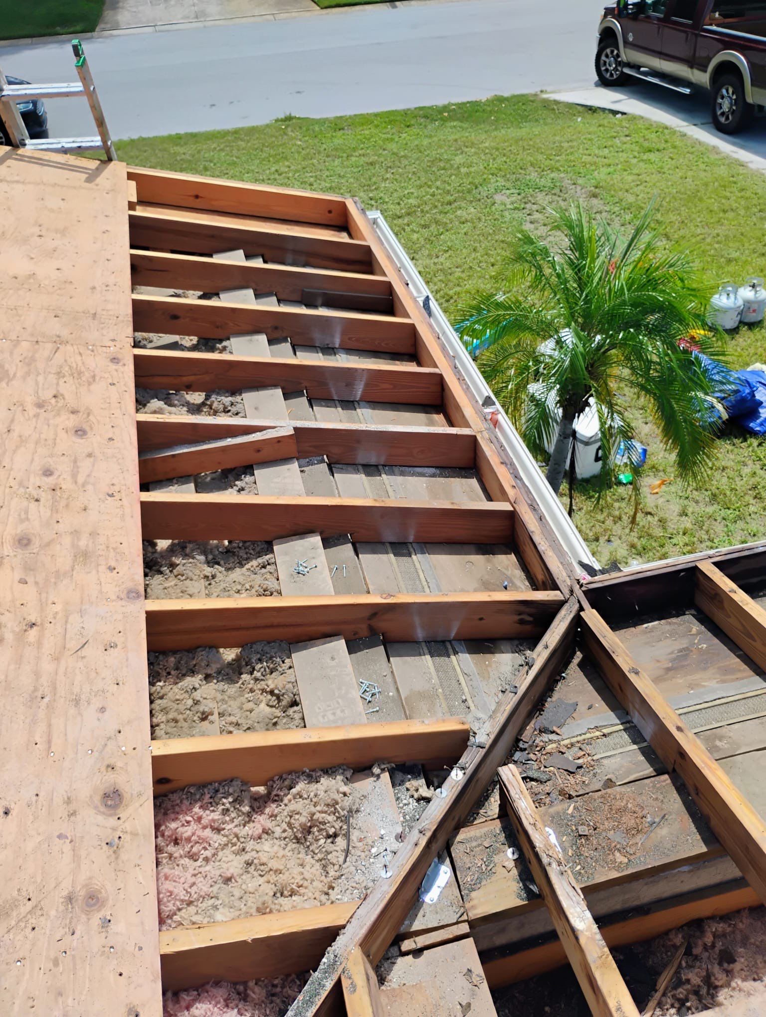 Project in Clearwater 33755 by Mitchell Roofing Company LLC 