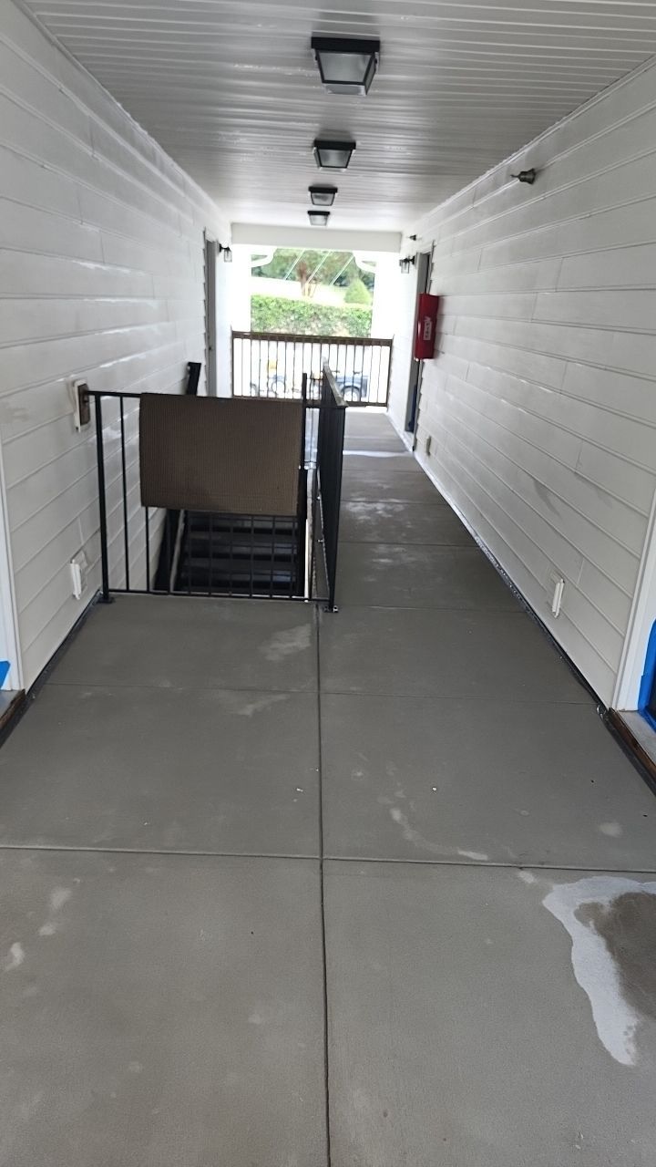 Appartment cleaning by Power Wash Masters LLC