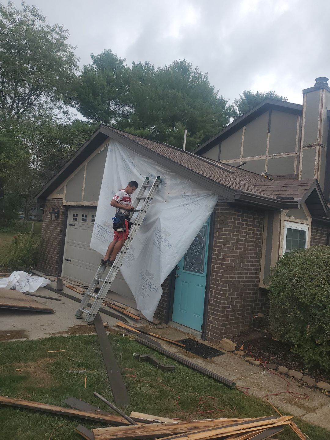 Siding Installation using Vinyl Siding by Rainstoppers Roofing
