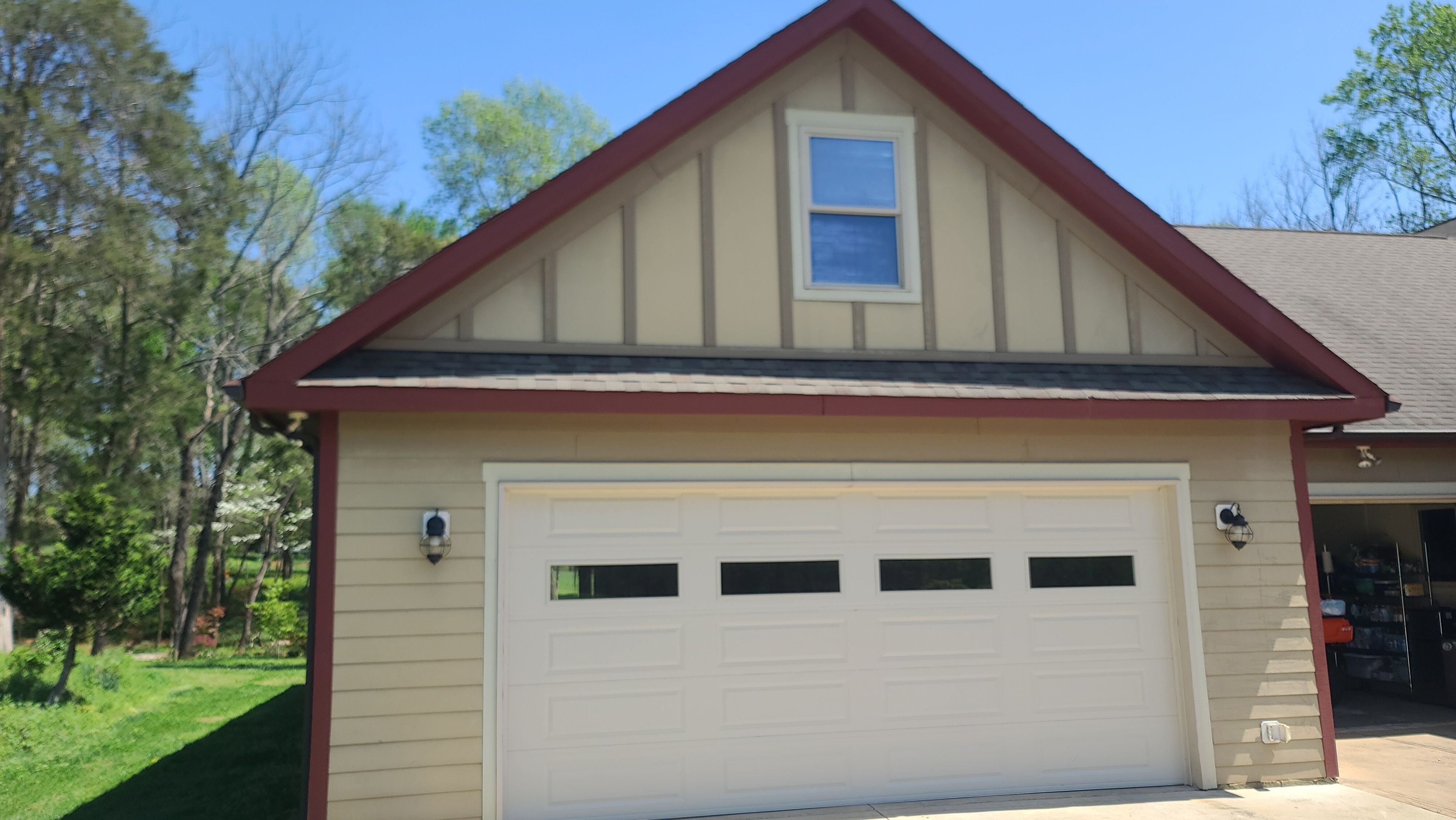 Tony's roof by BROCK BUILDERS 