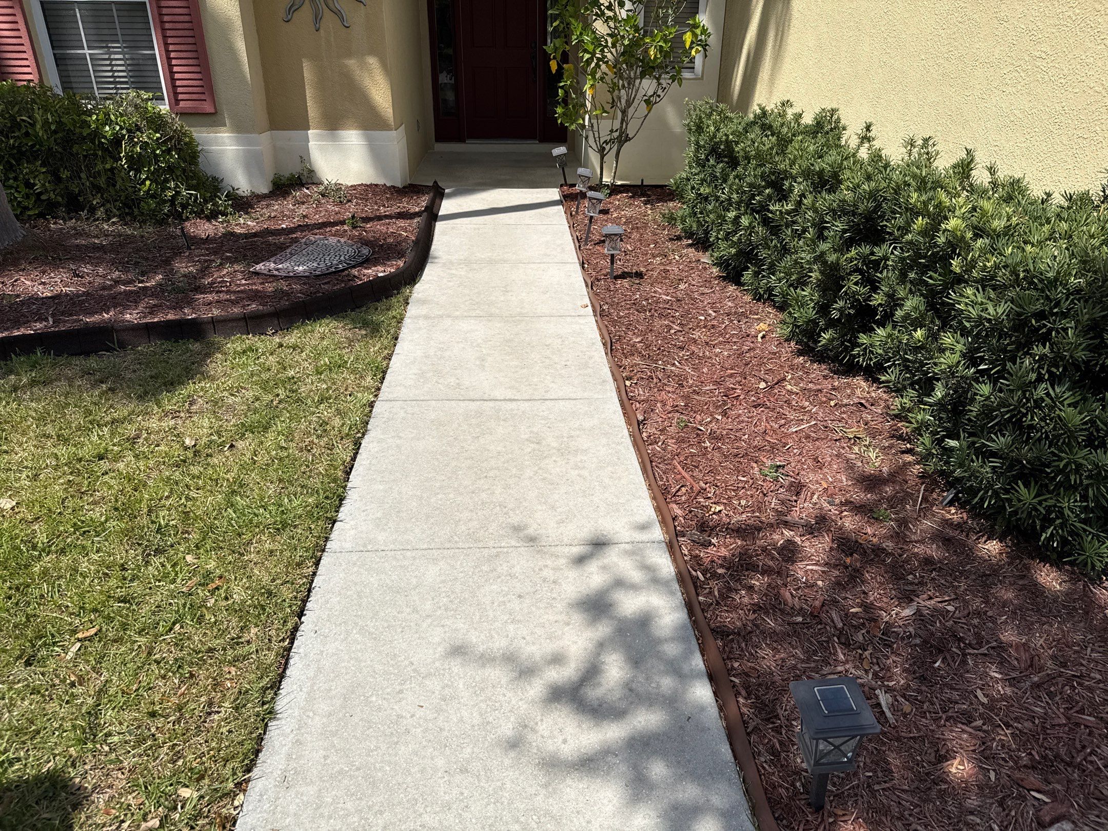 Driveway & Rear Wall Soft Wash | Lexington Community | Parrish, FL | Sunshine AquaWash by Sunshine AquaWash