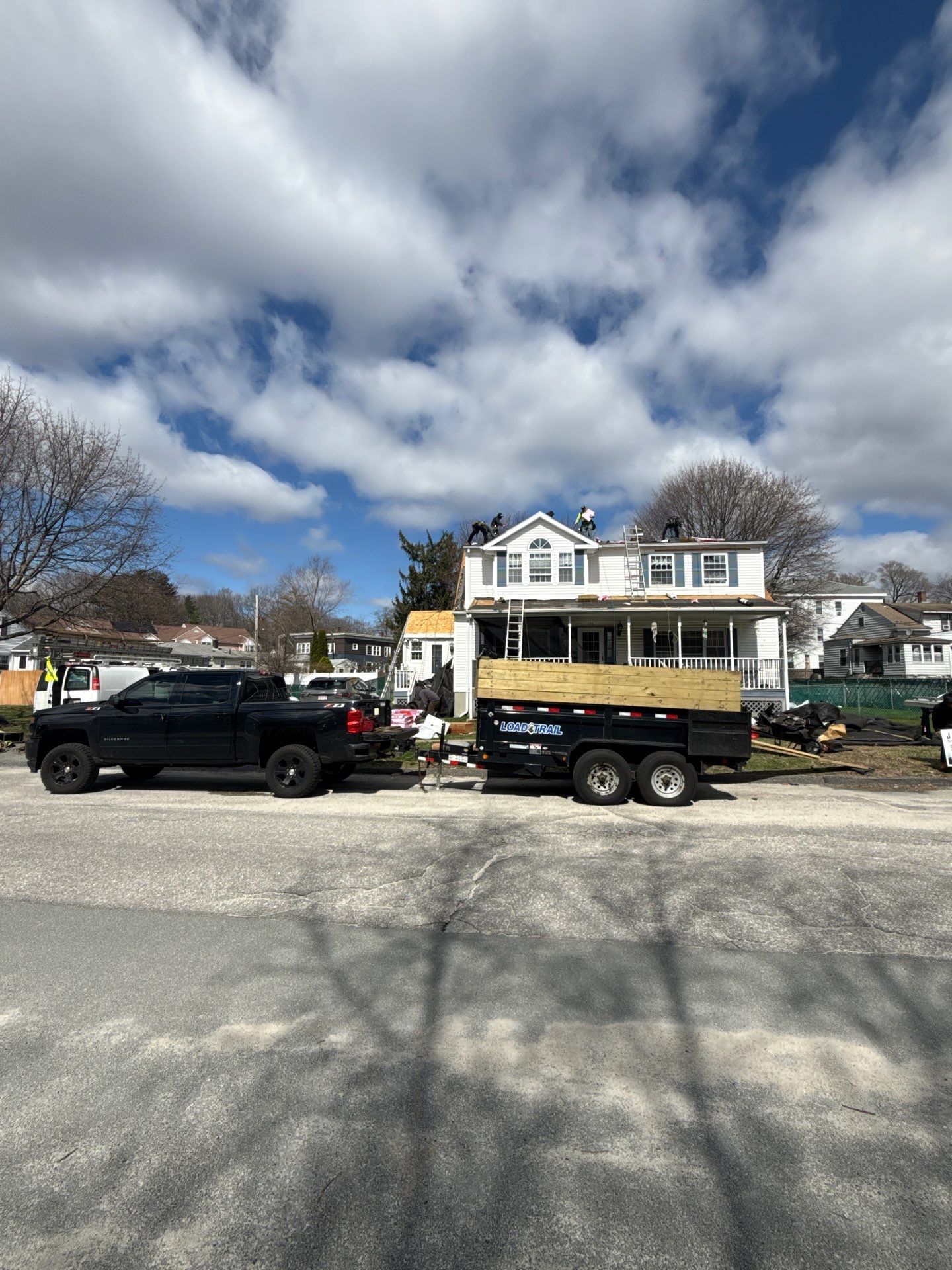 Full Roof Replacement in Worcester, MA – Owens Corning Duration, Onyx Black by JOHNNYS PRO