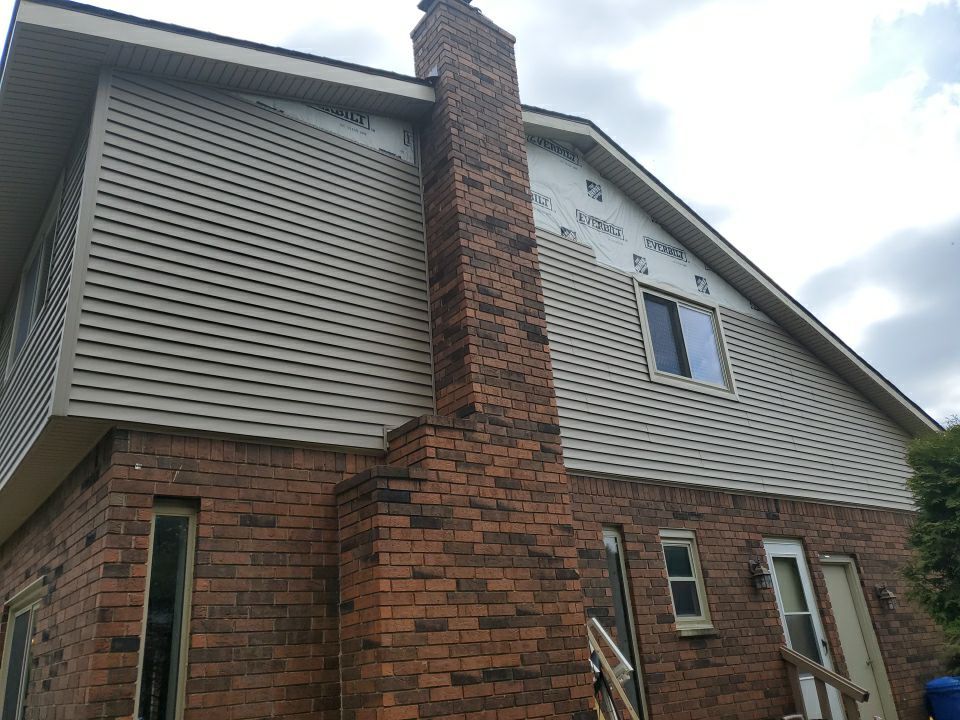 Siding Replacement using Certainteed Restoration Classic D4 by 180 Contractors