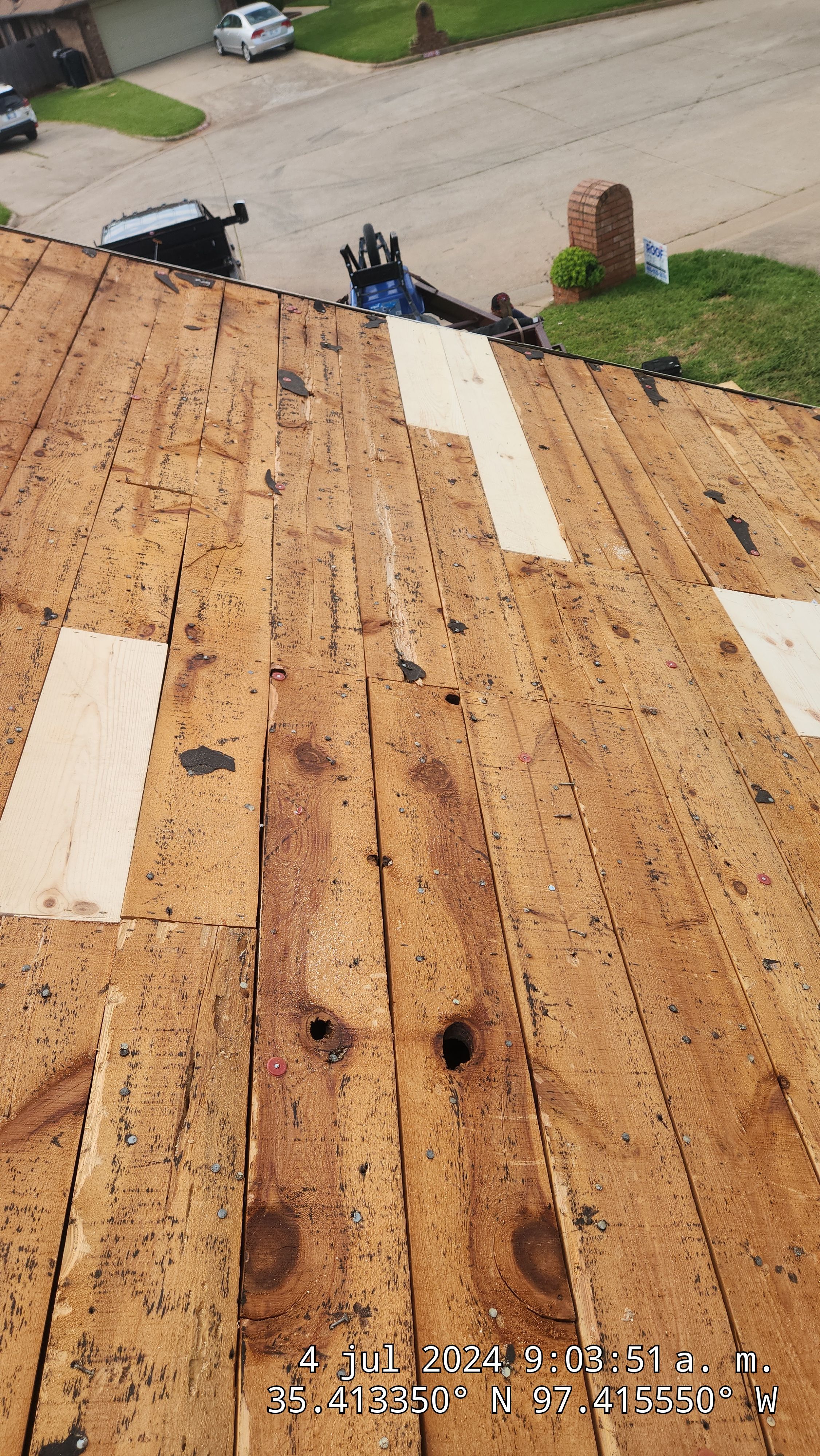 Roof Installation using Certainteed Landmark by Castillo Roofing