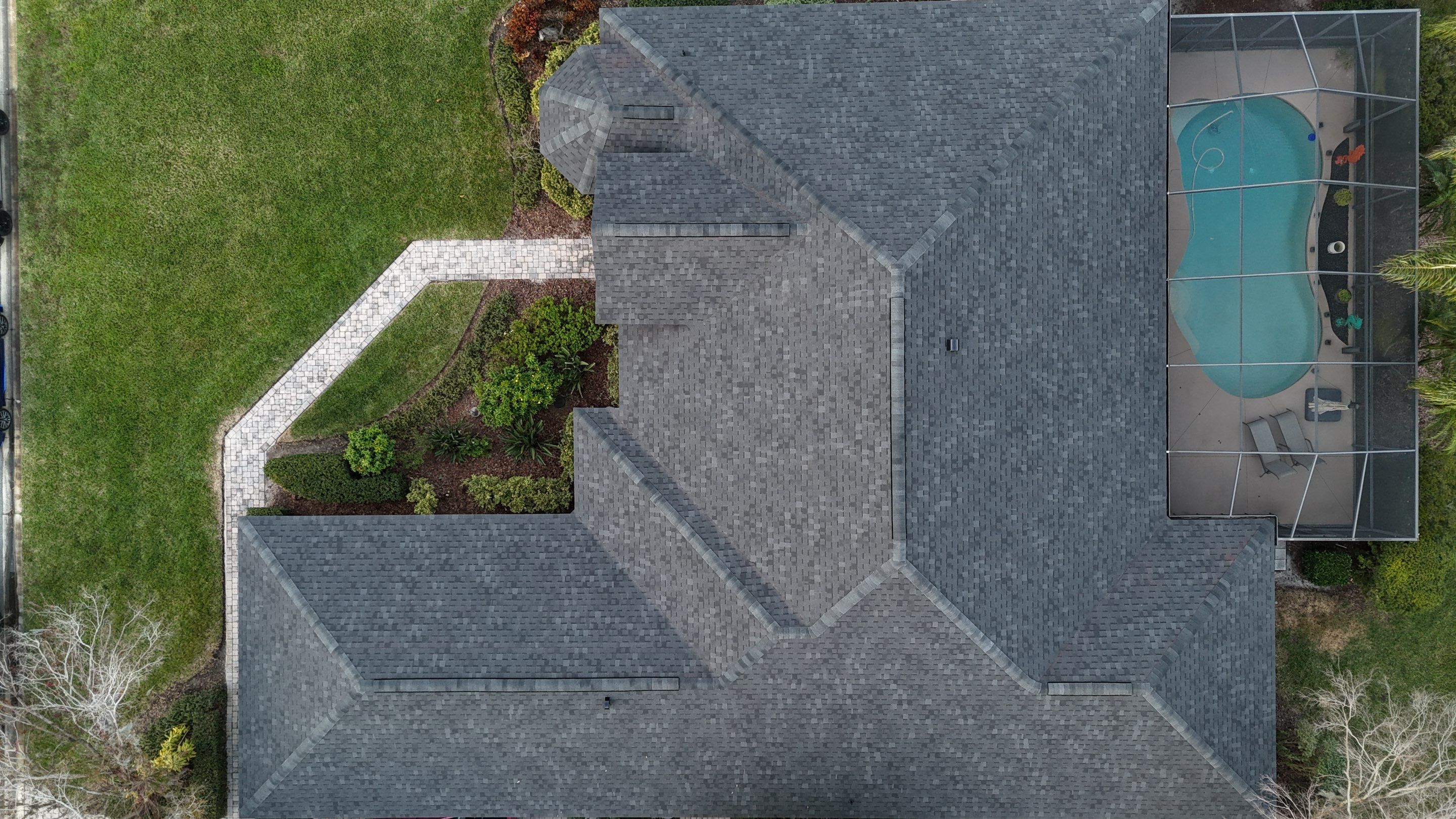 Roof Replacement in Bartow, FL by Steadfast Roofing 
