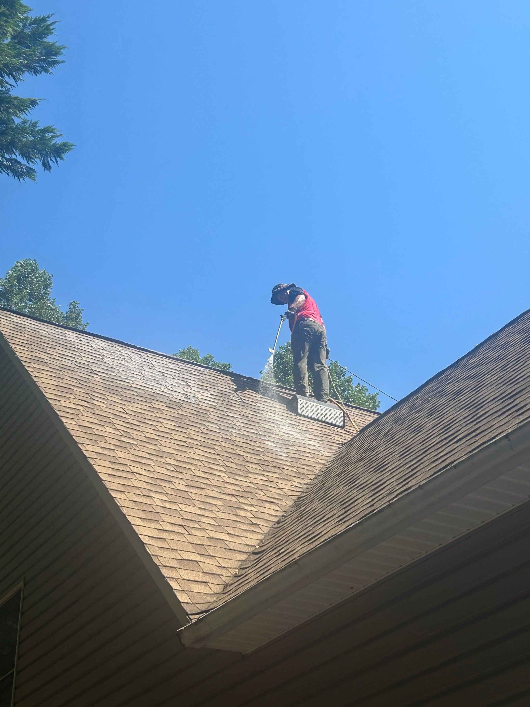 Project in Palmyra by Roof Maxx of Midlothian