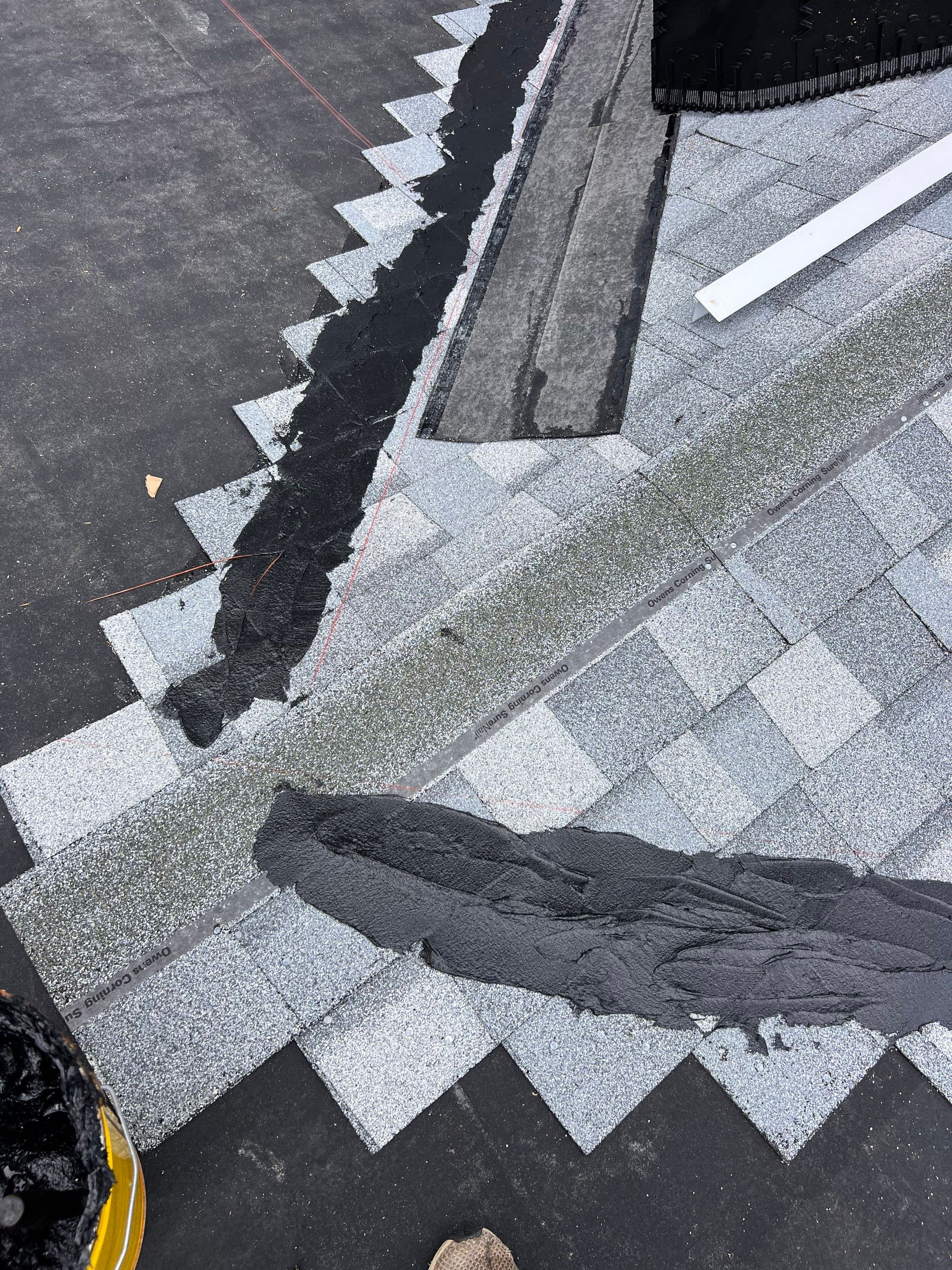 Project in Pinellas Park 33782 by Mitchell Roofing Company LLC 