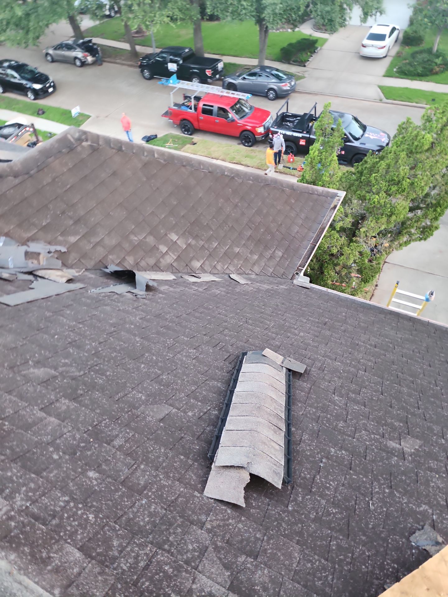 Residential Roofing Installation using Owen's Corning Duration (Lifetime) Shingles by Roof Repair Company