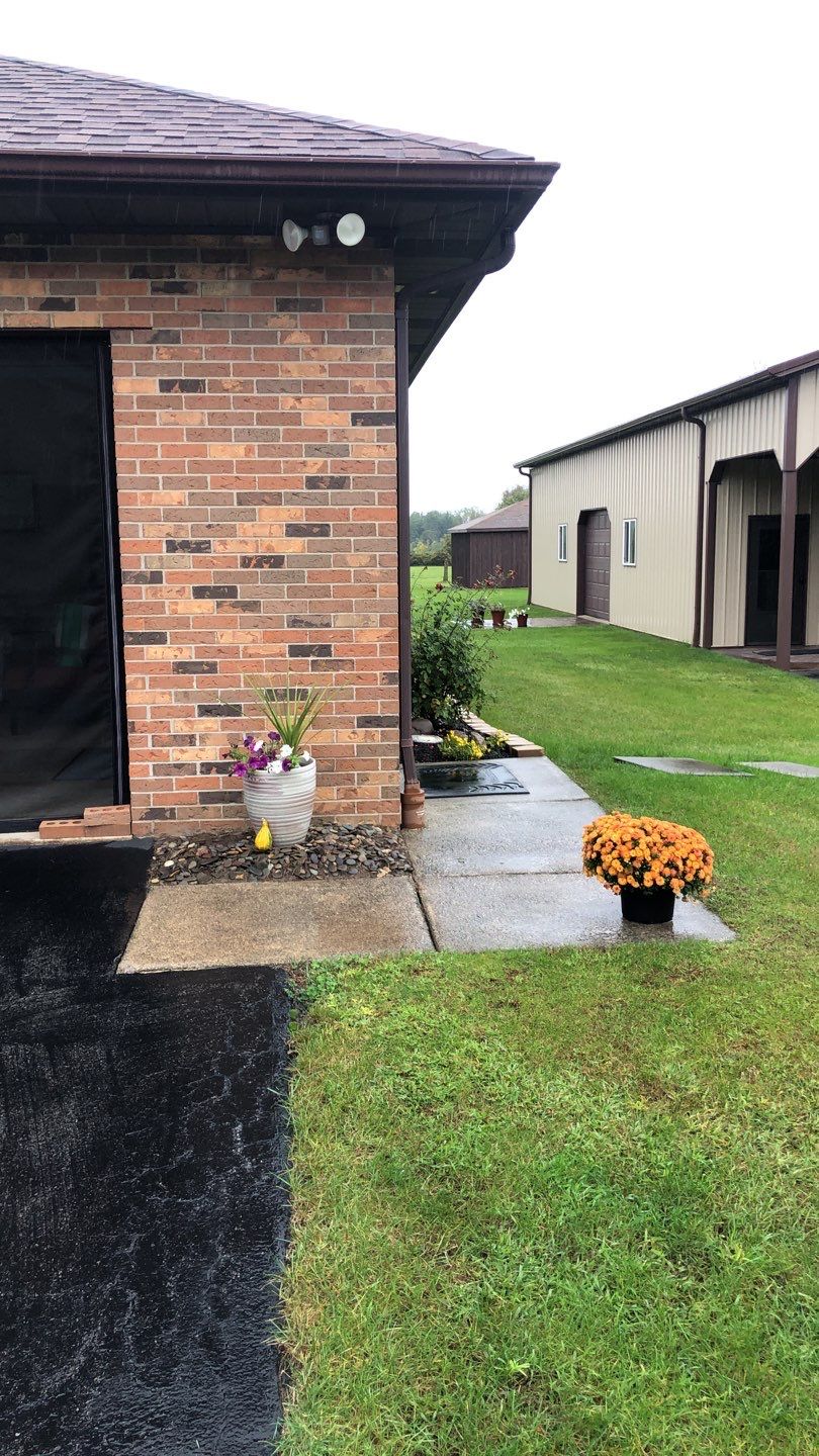 Outdoor Living Addition and Concrete by Ivy Lea Construction