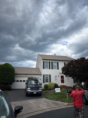 Fairfax: Residential Roof Replacement with CertainTeed Landmark Shingles in Sunrise Cedar