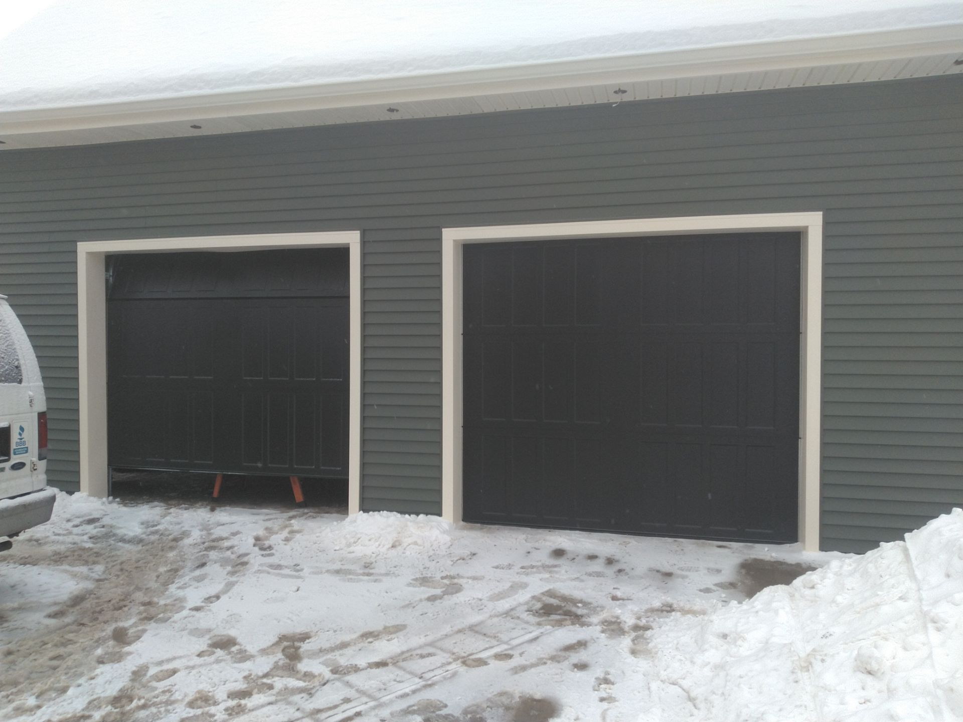 Garage by Ivy Lea Construction