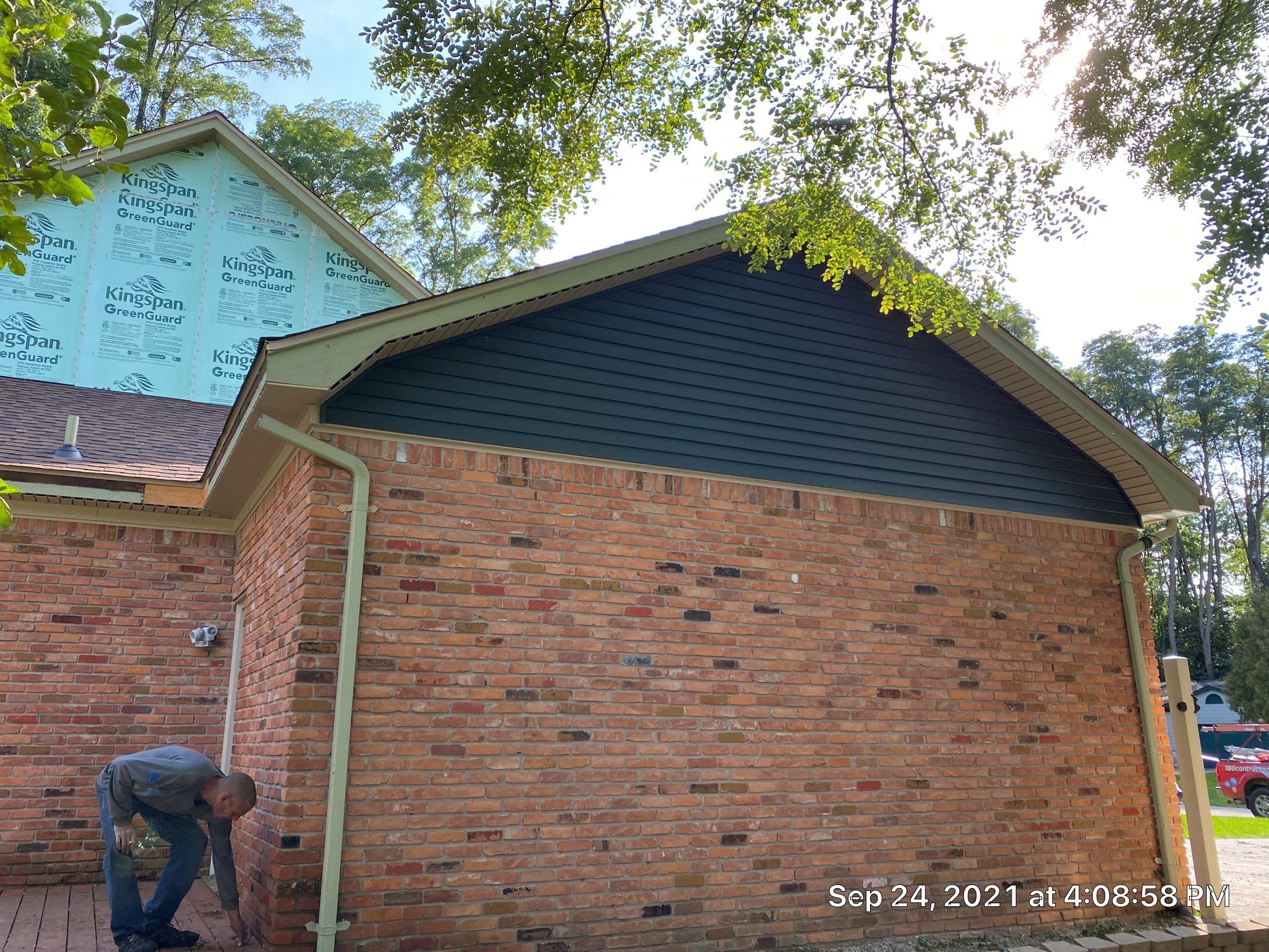 Siding Replacement using CertainTeed Restoration Classic D5 by 180 Contractors