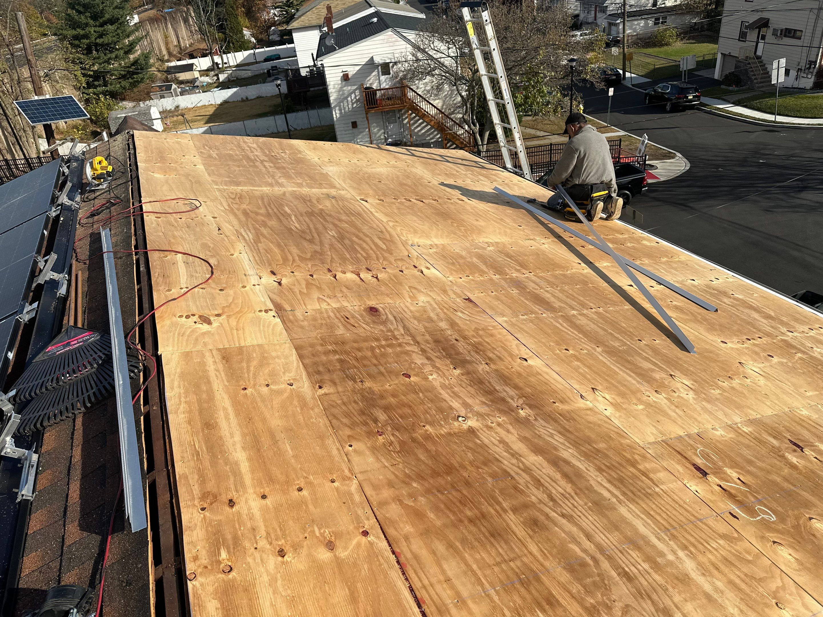 Brownwood Shingles by Reimagine Roofing