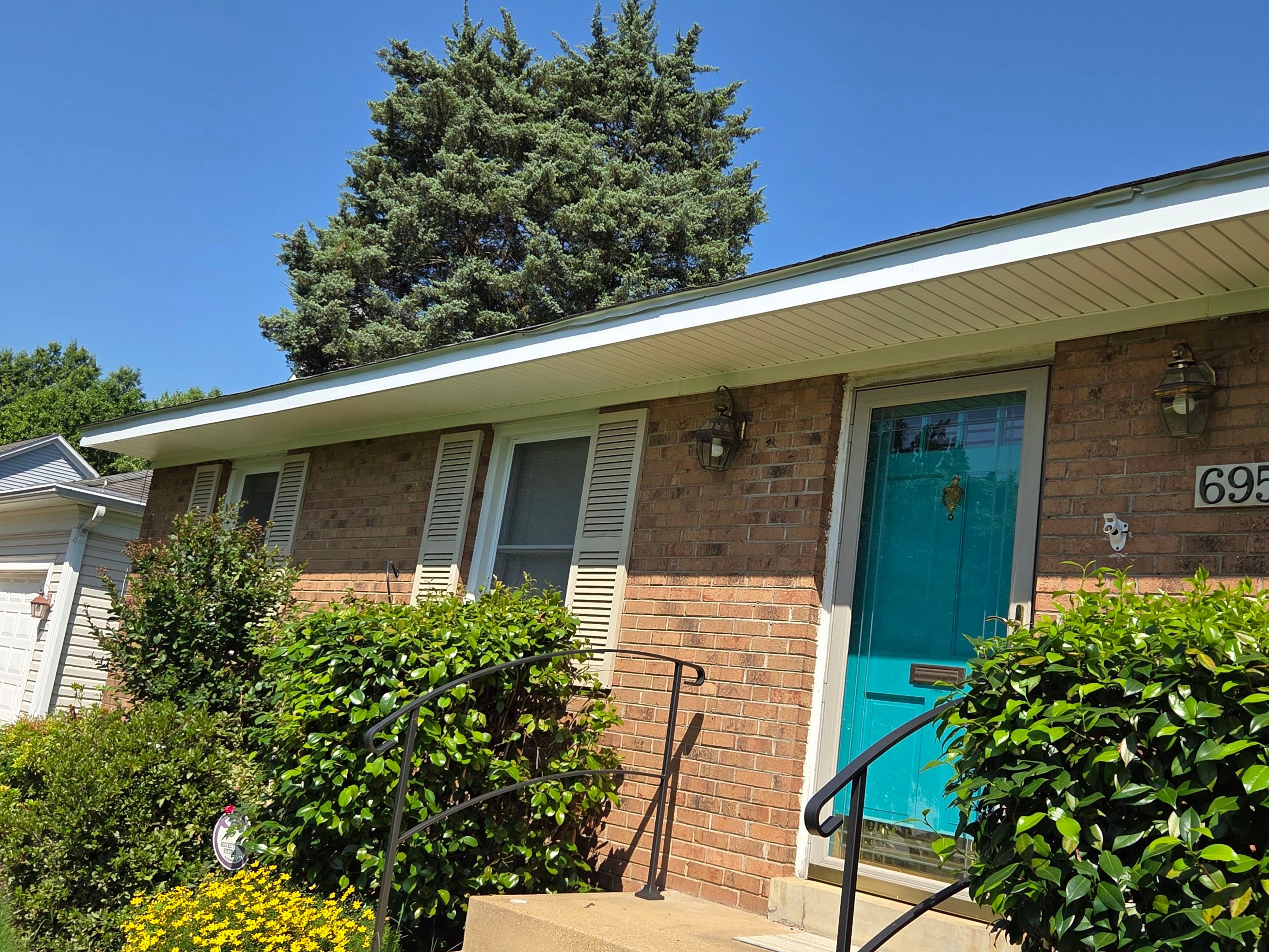 Falls Church: with CertainTeed Landmark Pro in Max Def Colonial Slate  by RM Banning, Inc.