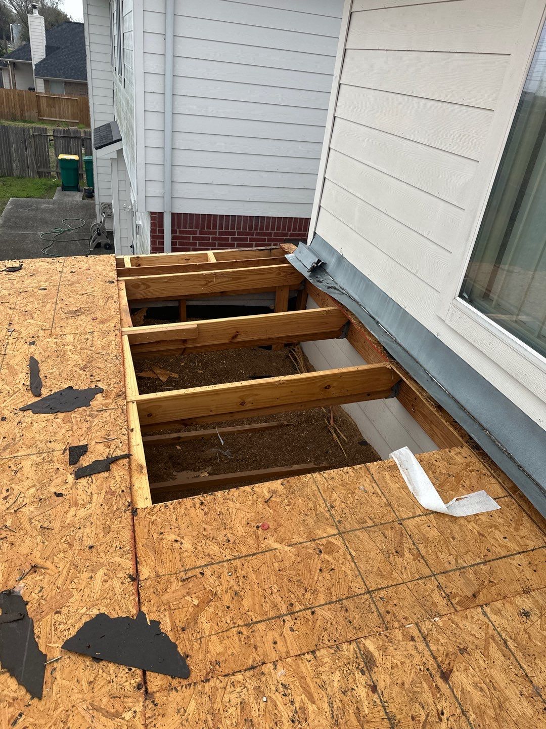 Residential Roofing Installation using Owen's Corning Duration (Lifetime) Shingles by Roof Repair Company